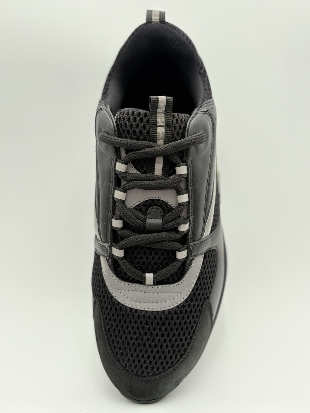 Size 43 (10 US) - Dior B22 Sneaker ' Black ' | GREAT CONDITION!