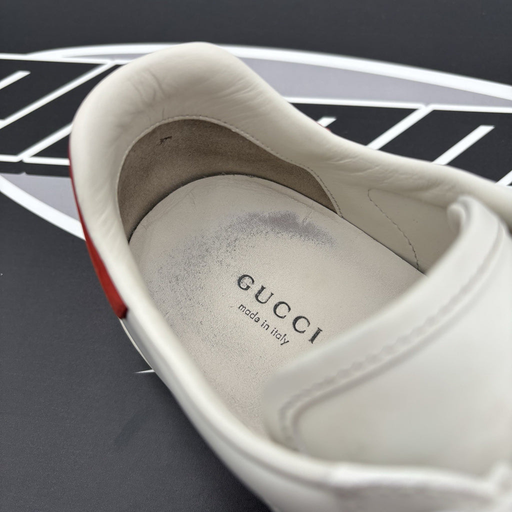 Size 38.5 (7 W US) - Gucci Ace Web 'Interlocking G - White Red Green ‘ | GOOD!
