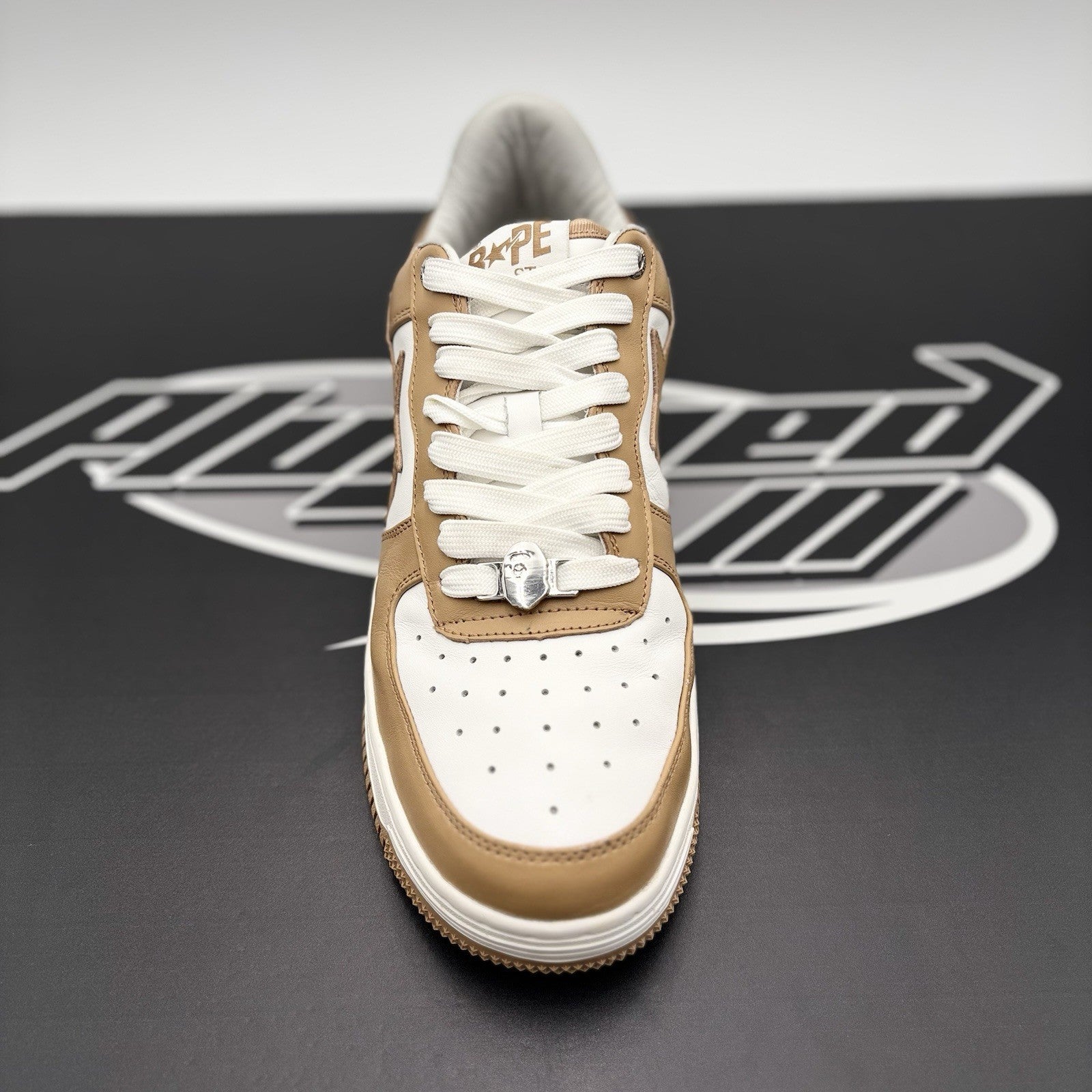 Size 10 - A Bathing Ape Bape Sta ' White Beige ' | GREAT CONDITION!