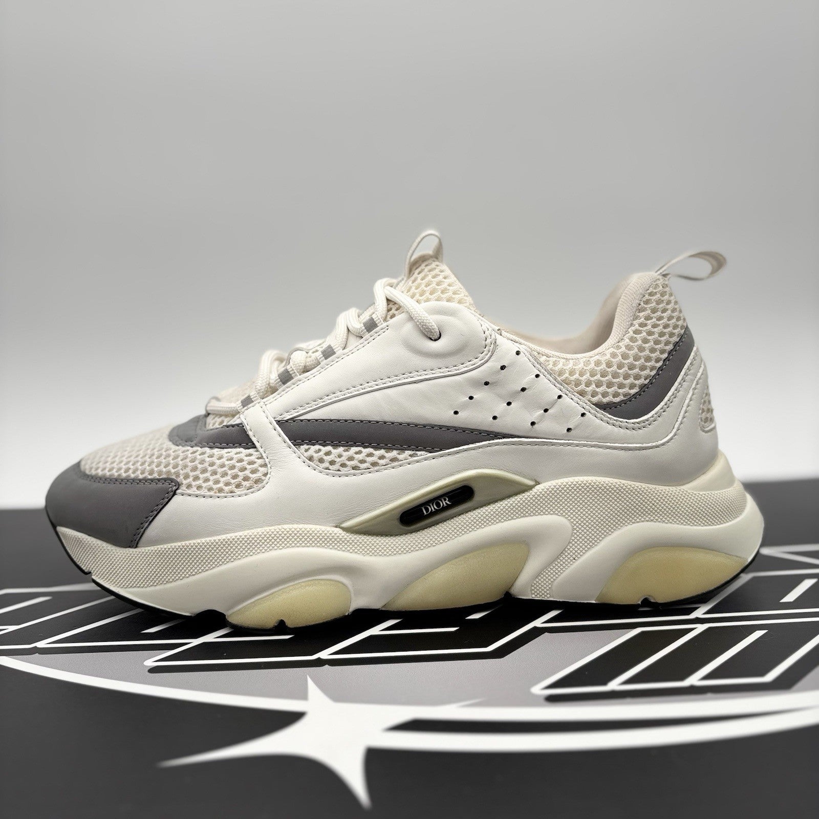 Size 44  (11 US) - Dior B22 Sneaker ' White Reflective ' | SUPER CLEAN!