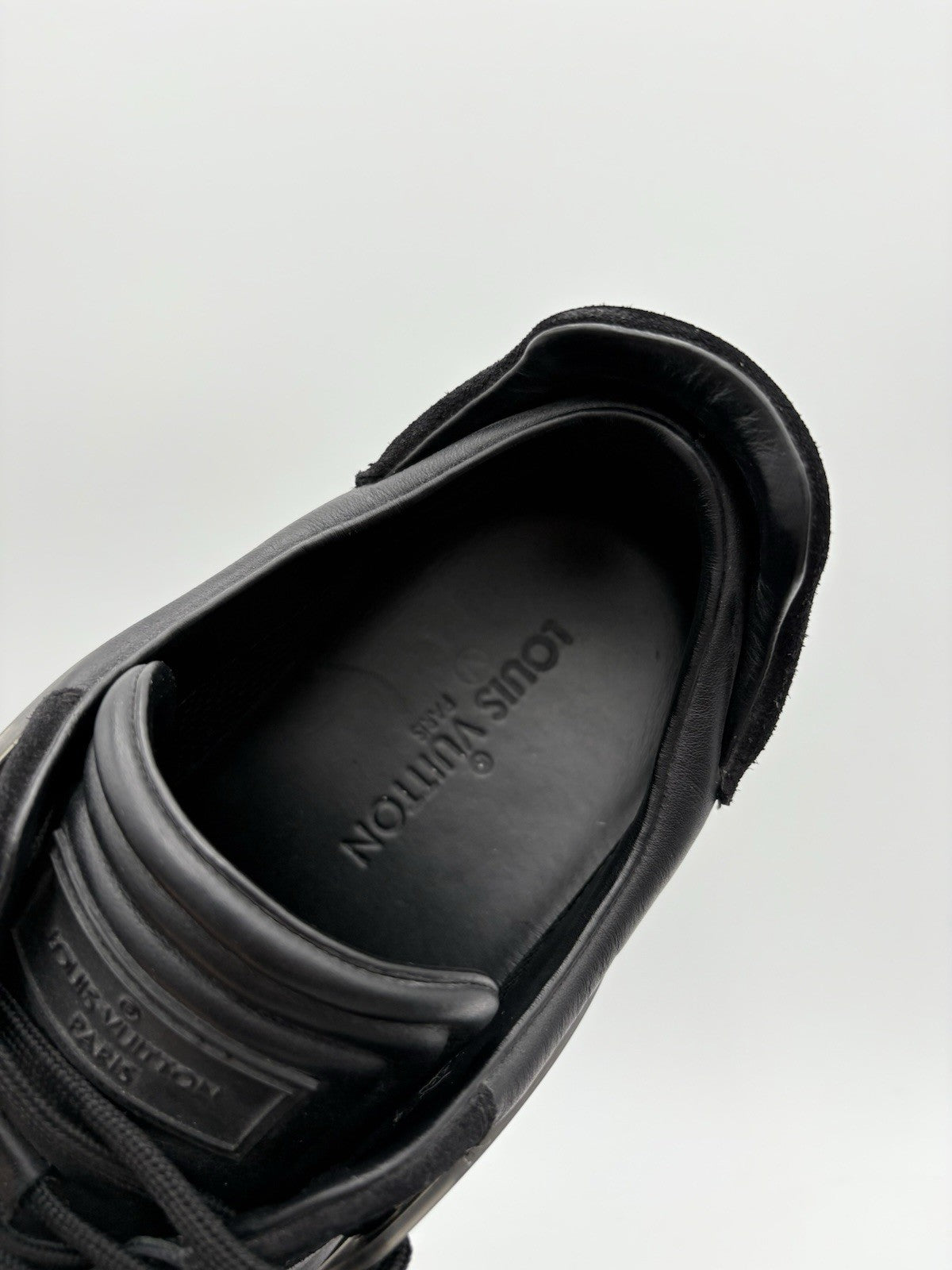 Size 10 LV (11-11.5 US) Louis Vuitton Leather Sneakers ' Black ' | GOOD COND!