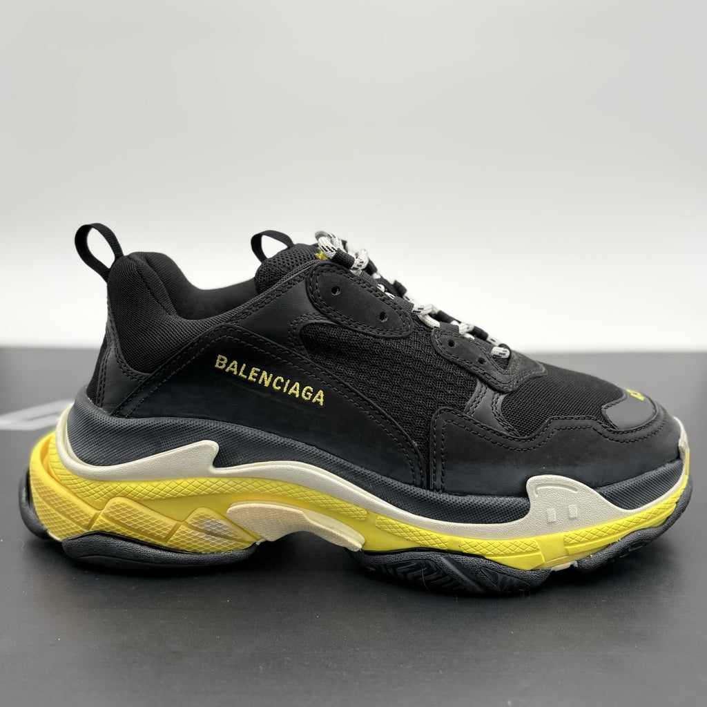 Size 43 (10 US) Balenciaga Triple S ' Black Yellow ' | SUPER CLEAN!