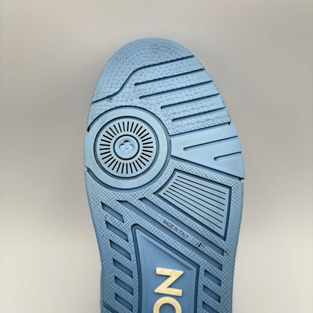Size 9.5 LV (10.5-11 US) - Louis Vuitton Trainer ' Sky Blue ' | GREAT!