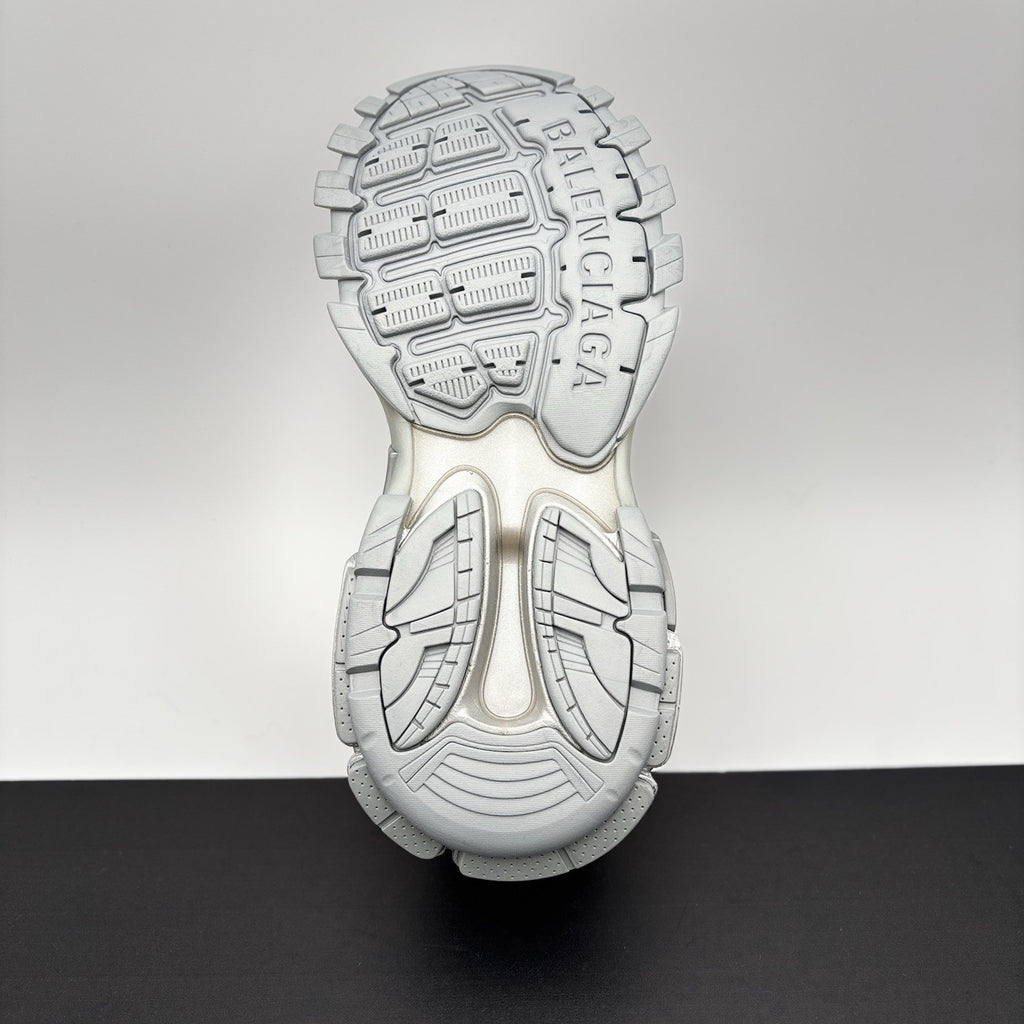 Size 42 EU (9 US) - Balenciaga Track ' Triple Silver ' | BRAND NEW!