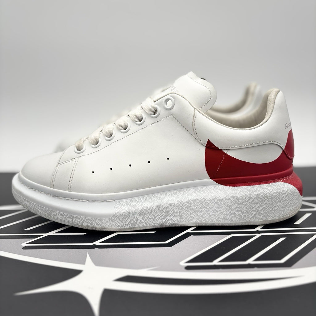 Size 41 (8 US) - Alexander McQueen ‘ White, Red ‘ | GREAT!