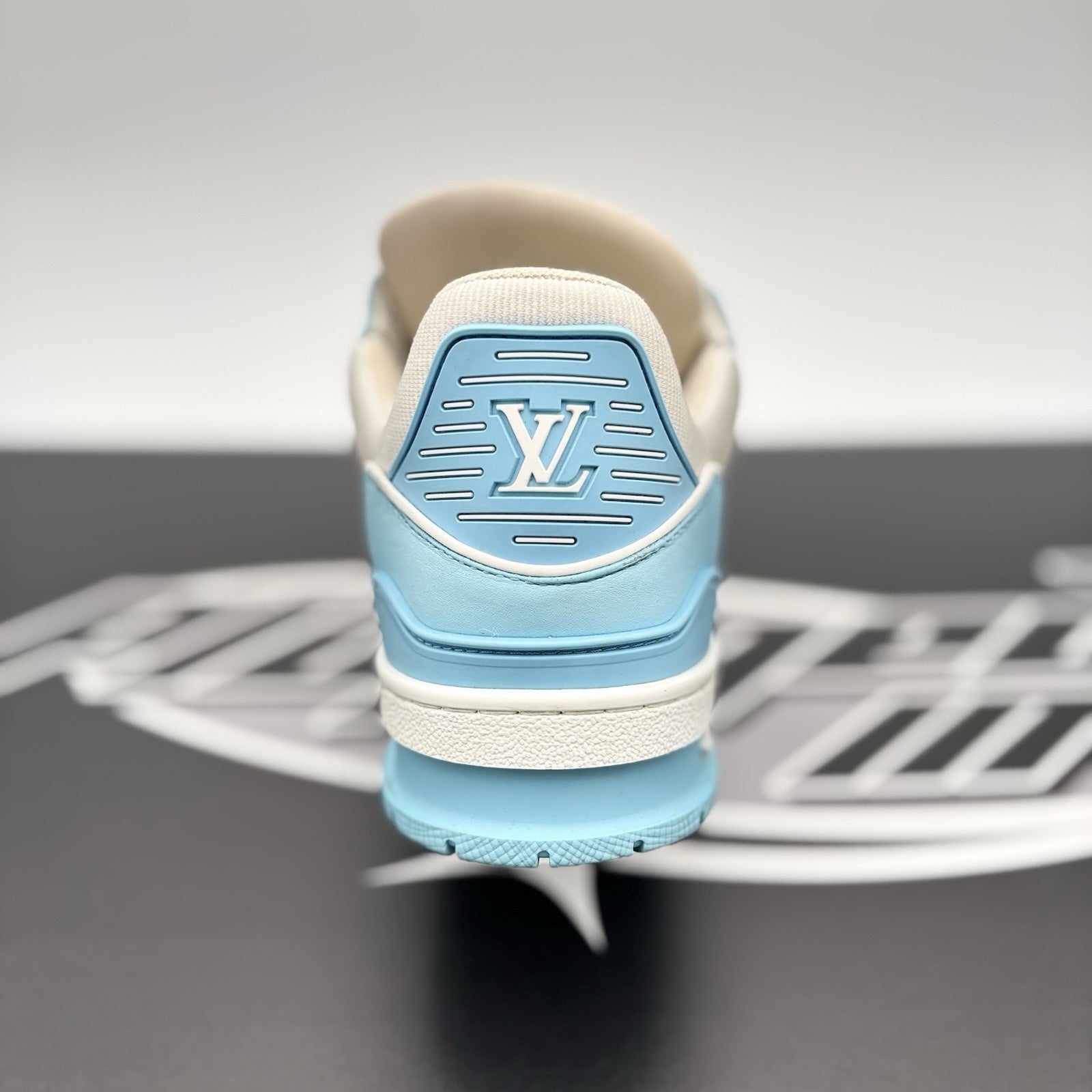 Size 4 LV (5-5.5 US) - Louis Vuitton Trainer ' Sky Blue, White ' | GREAT COND!