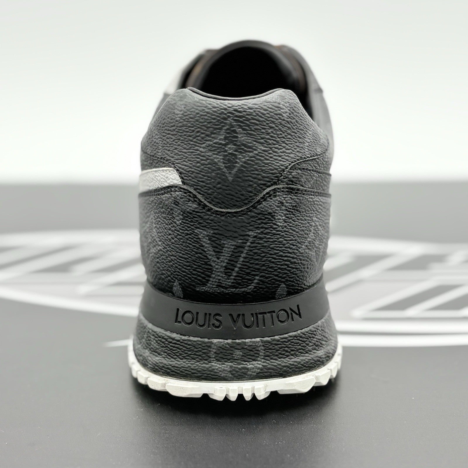 Size 8.5 LV (9.5-10 US) Louis Vuitton Run Away Sneaker ' Tri-Color ' | CLEAN!