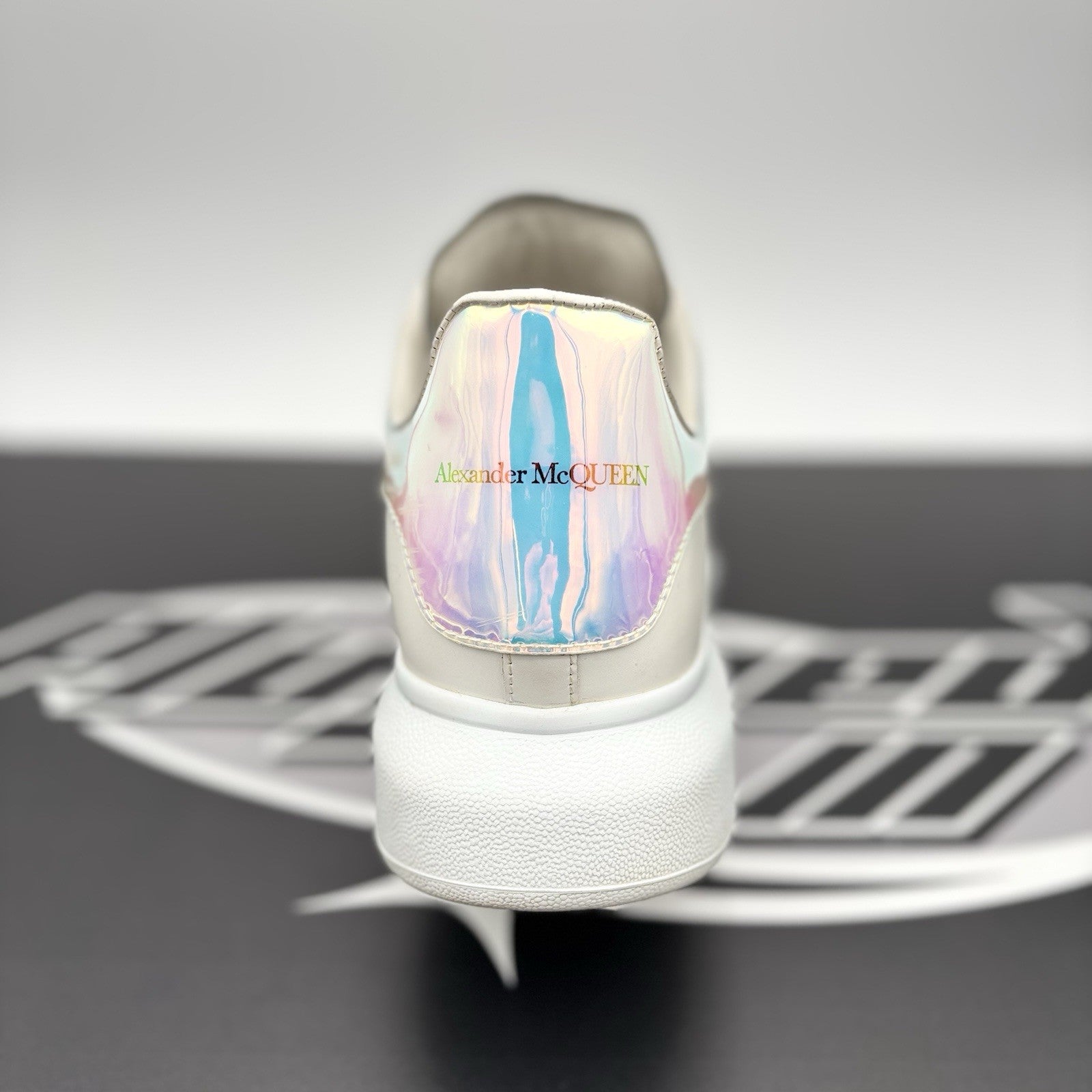 Size 43 (10 US) - Alexander McQueen ‘ Shock Pink ‘ | GREAT CONDITION!