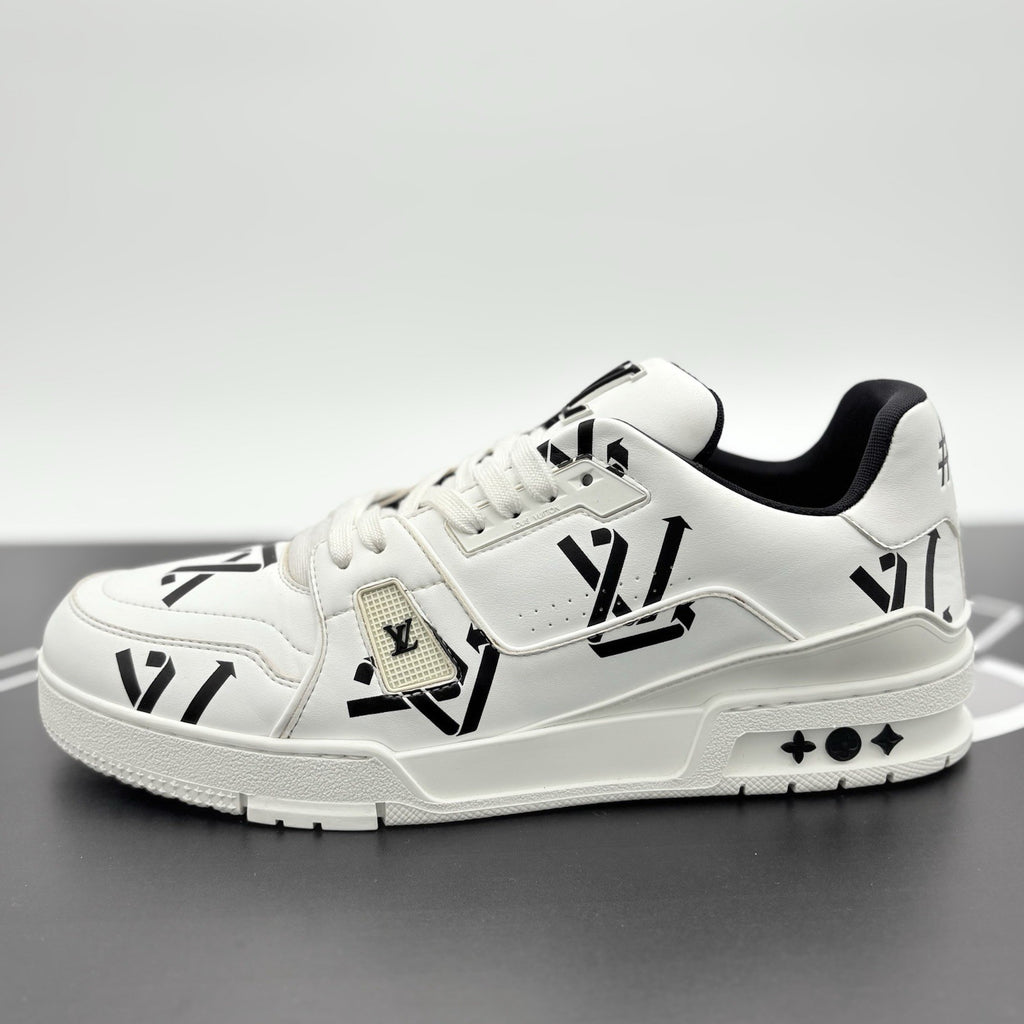Size 10 LV (11-11.5 US) Louis Vuitton Trainer ' White Black Recycled ' | CLEAN!