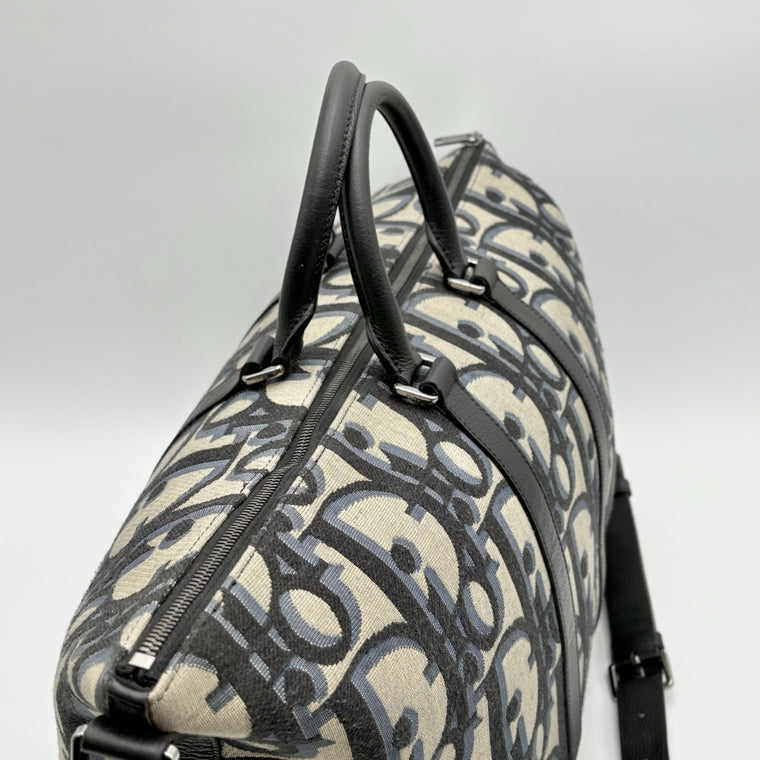 Oblique Jacquard Maxi Weekender 40 Bag Beige — photo 12