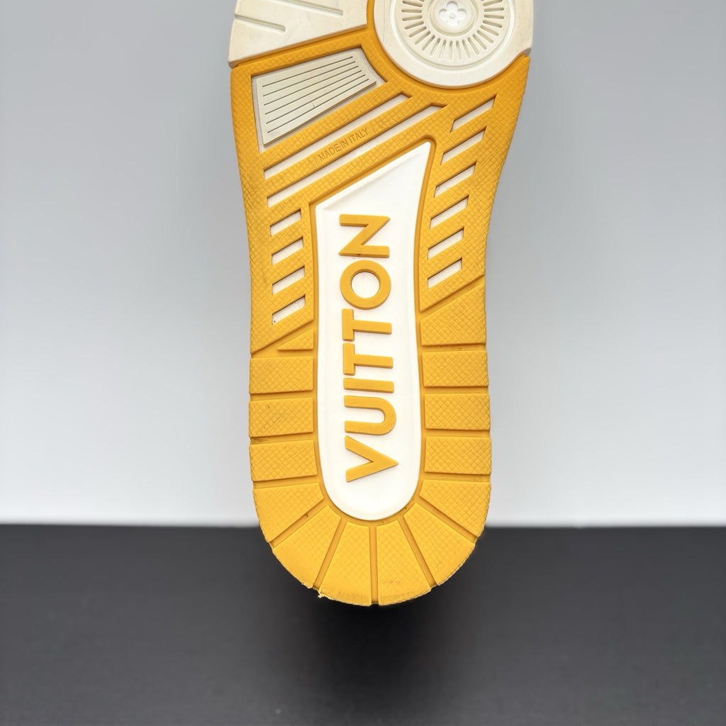 Size 40 LV (7-7.5 US) - Louis Vuitton Trainer ' White Yellow ' | GOOD CONDITION!