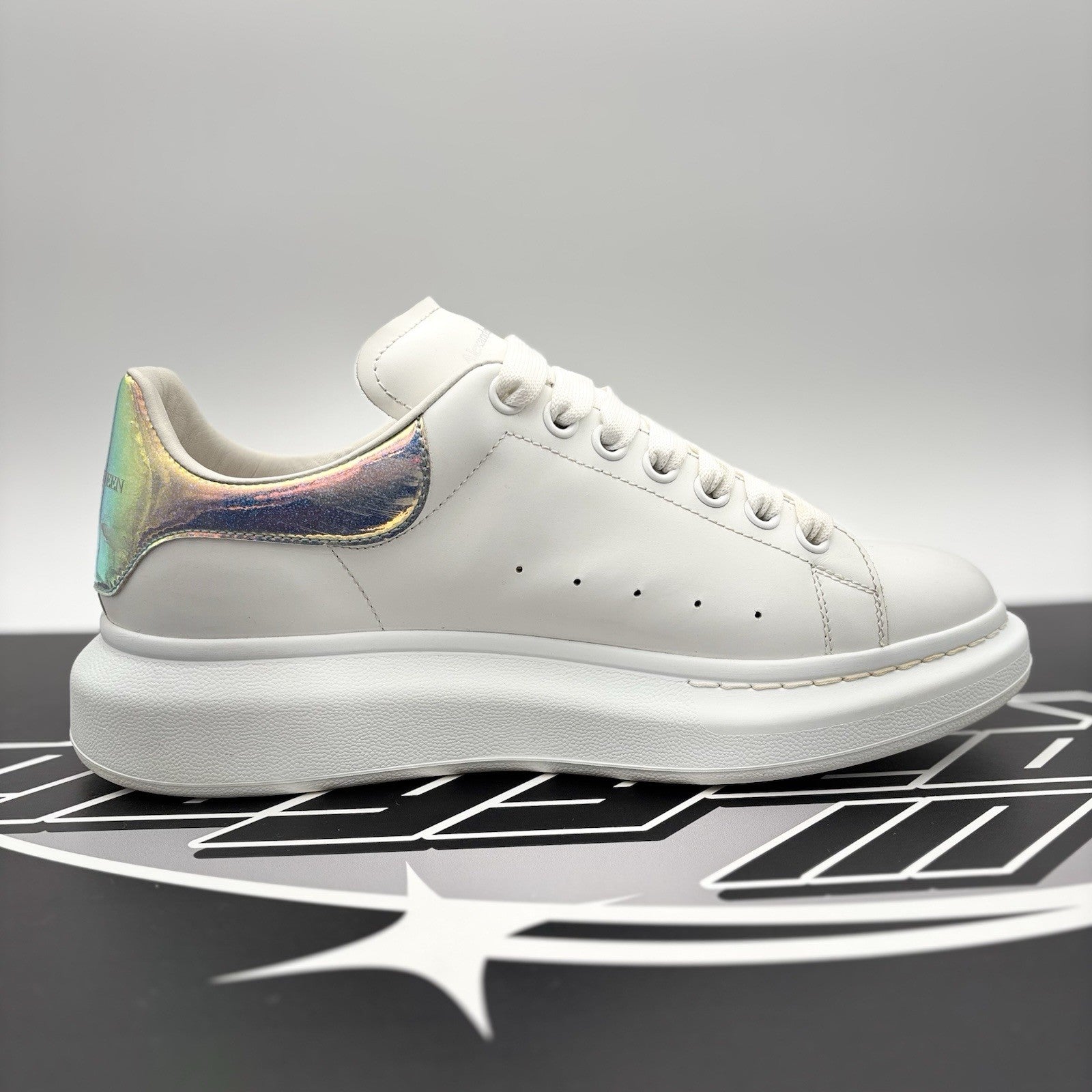Size 42.5 (9.5 US) - Alexander McQueen ' Shock Pink ' | GREAT CONDITION!