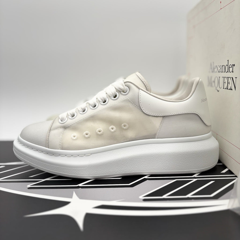 Size 40 (7 US) - Alexander McQueen ‘ White Transparent ‘ | EXCELLENT CONDITION!