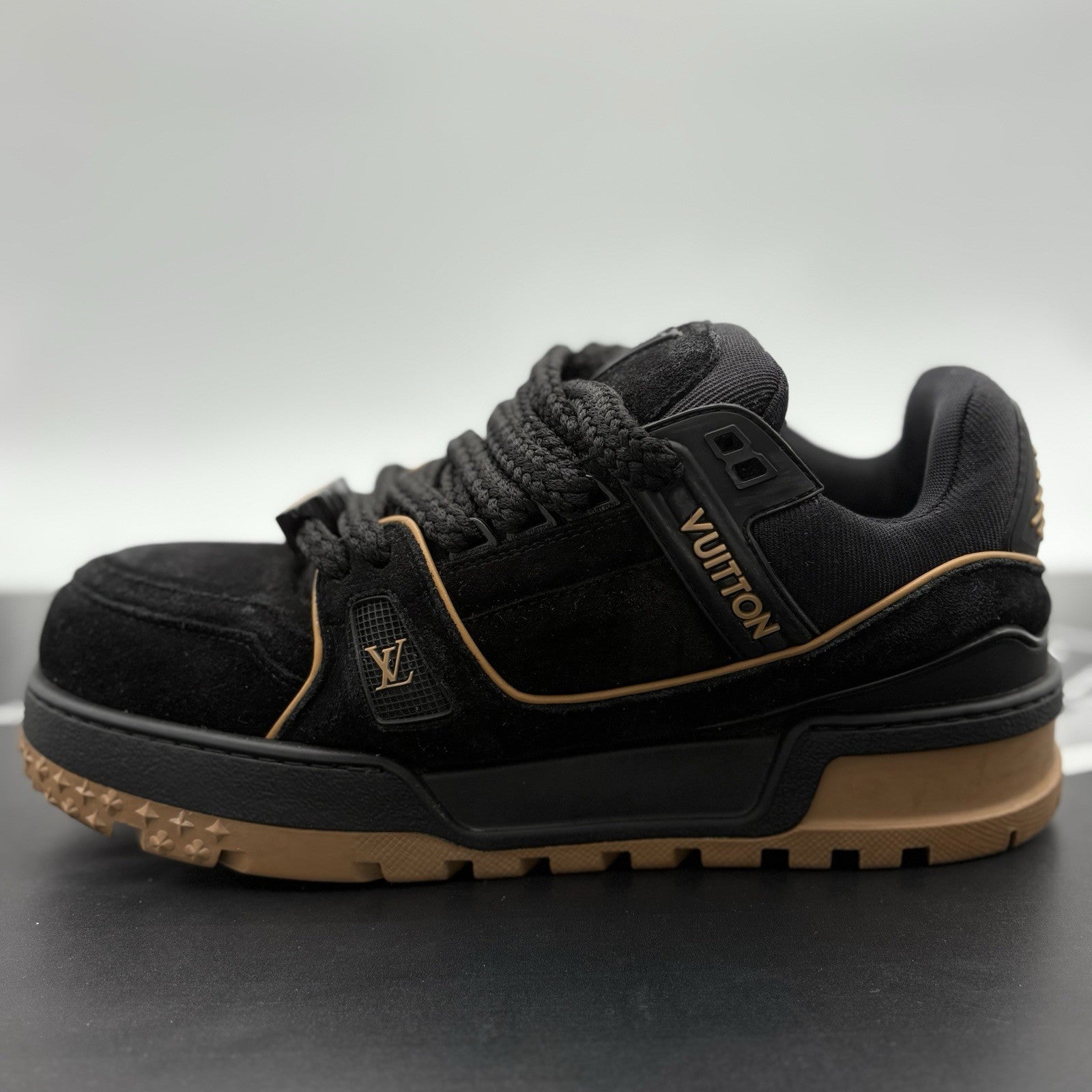 Size 8.5 LV (9.5-10 US) Louis Vuitton Suede Maxi ' Black Brown ' | GOOD COND!