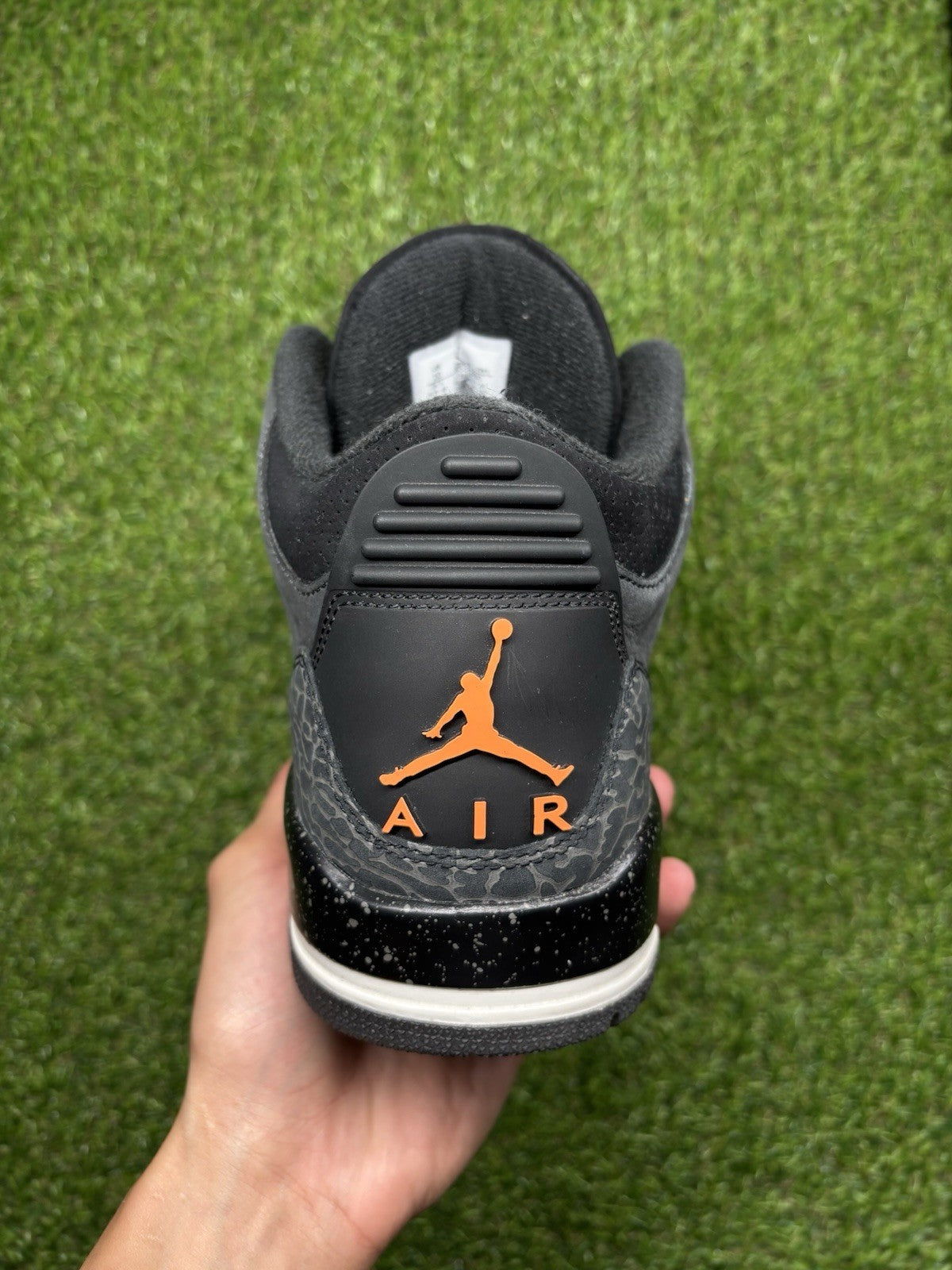 Size 10 - Jordan 3 Retro 2023 Mid Fear | SUPER CLEAN!