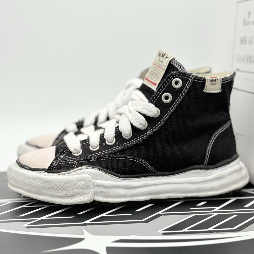 Size 41 (8 US) Maison Mihara Yasuhiro Peterson OG Sole Canvas High ' Black '