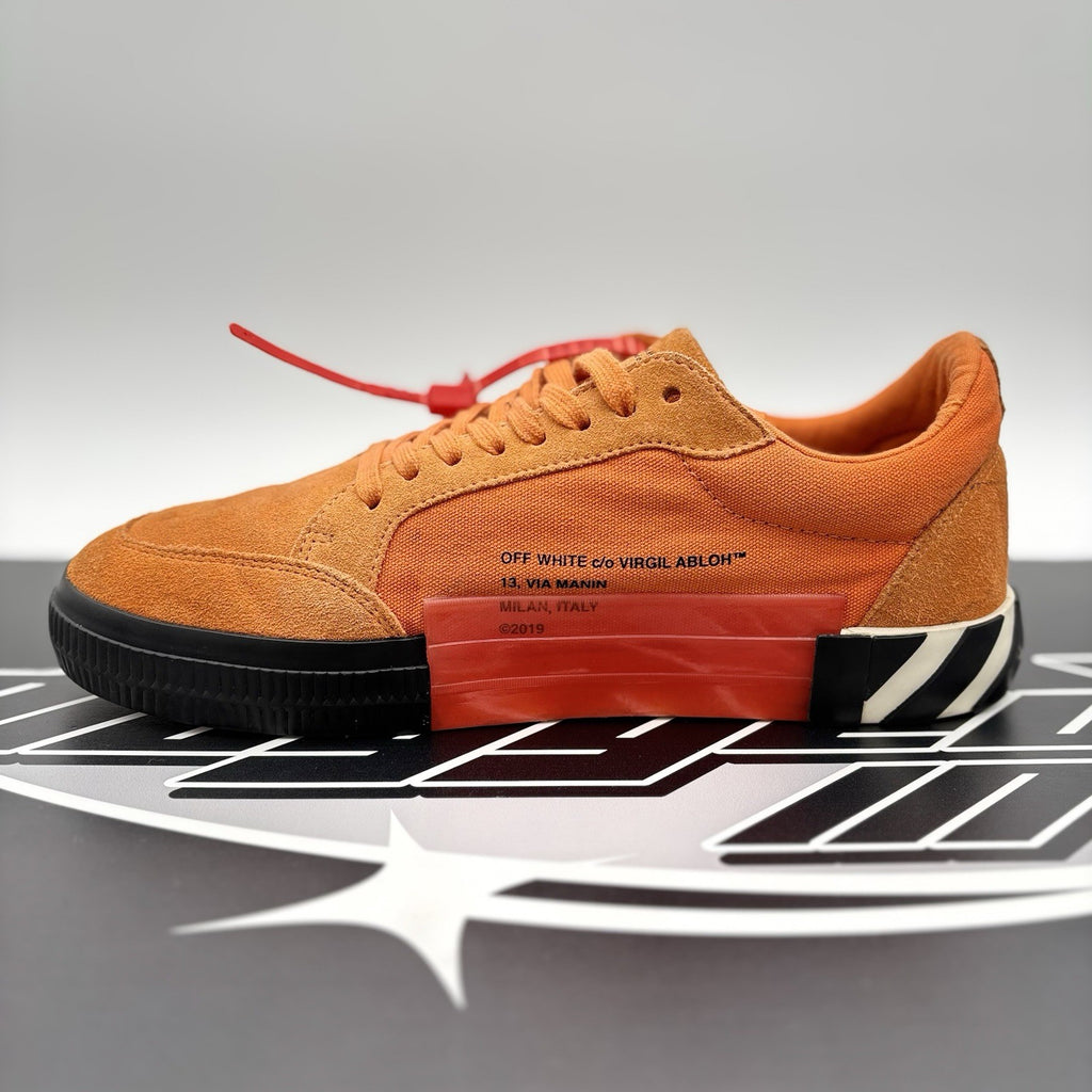 Size 44 (11 US) - Off White Vulcanized Low Orange Black ' | GOOD CONDITION!