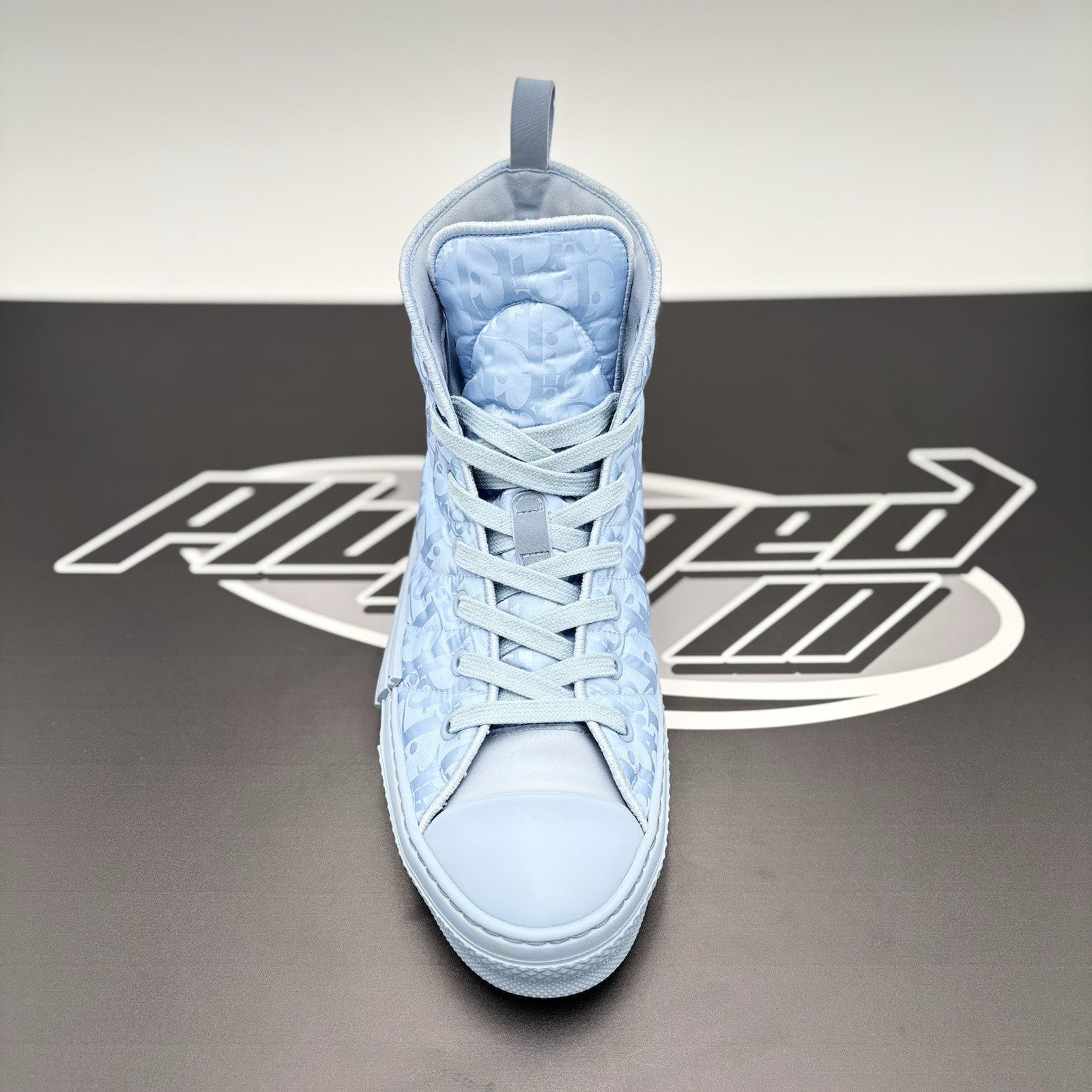 Size 43 (10 US) Dior B23 High Oblique Mirage Quilted  'Light Blue' | GREAT COND!