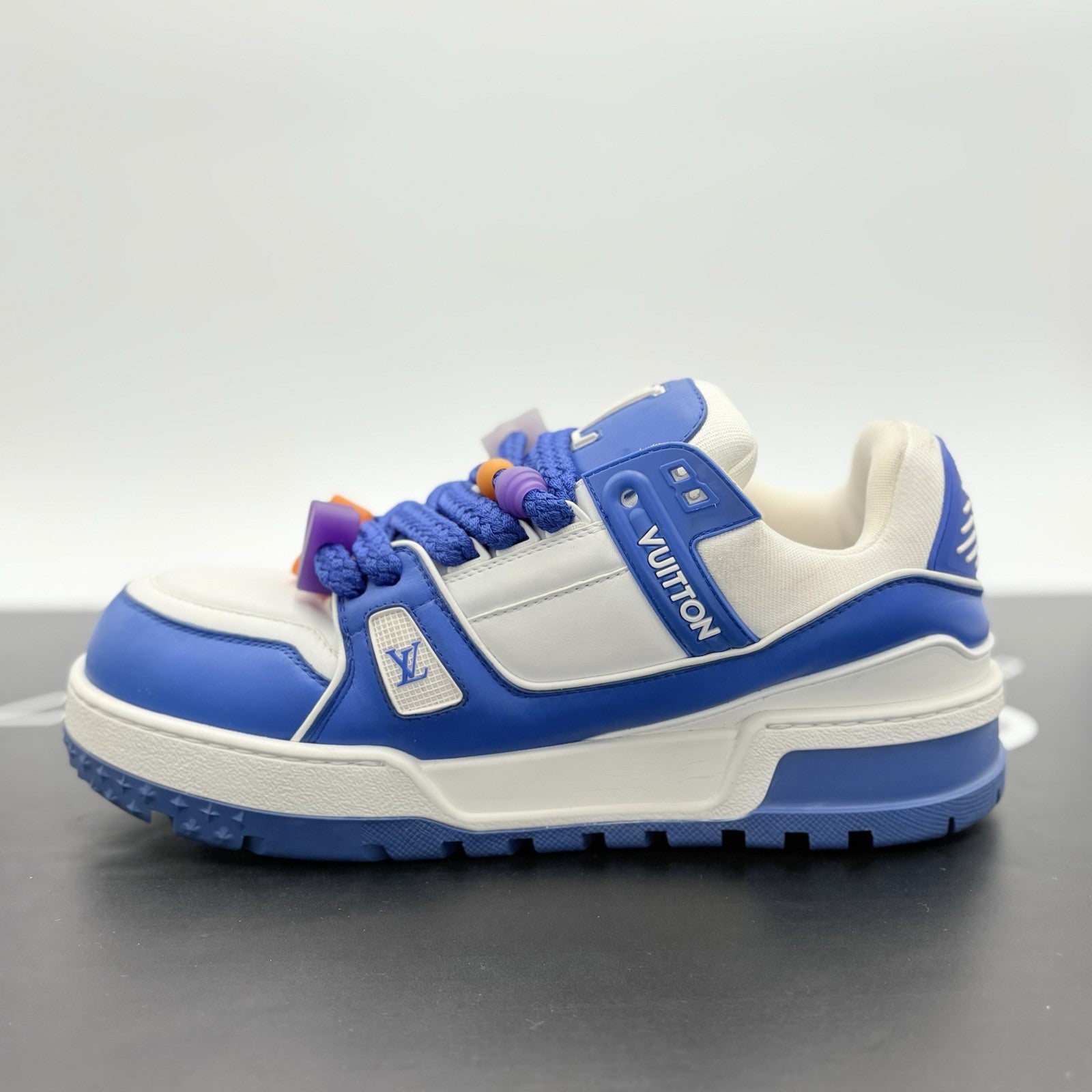 Size 9 LV (10-10.5 US) - Louis Vuitton Maxi ' Blue White ' | GREAT CONDITION!