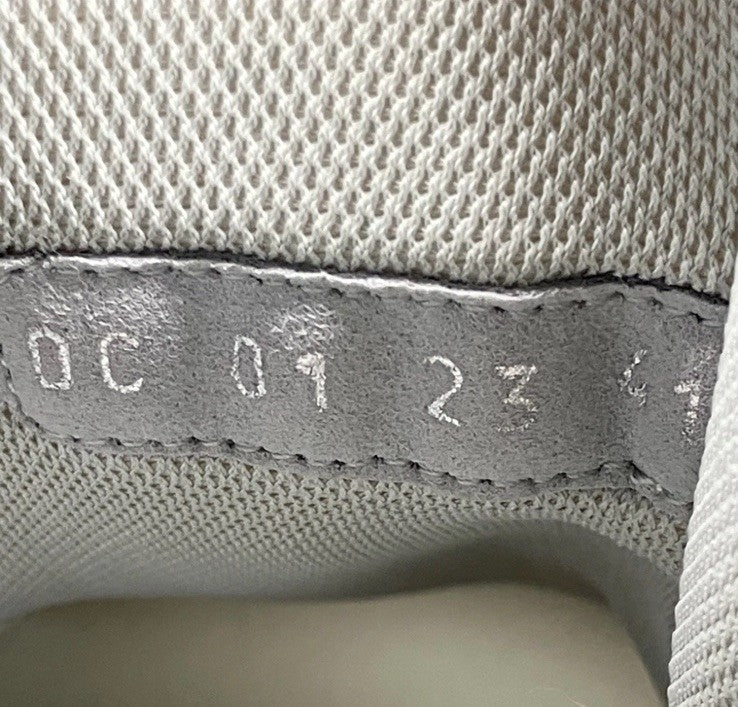 Size 41 (8 US) - Dior B31 Runner ' White Grey ' | ONLY WORN ONCE!
