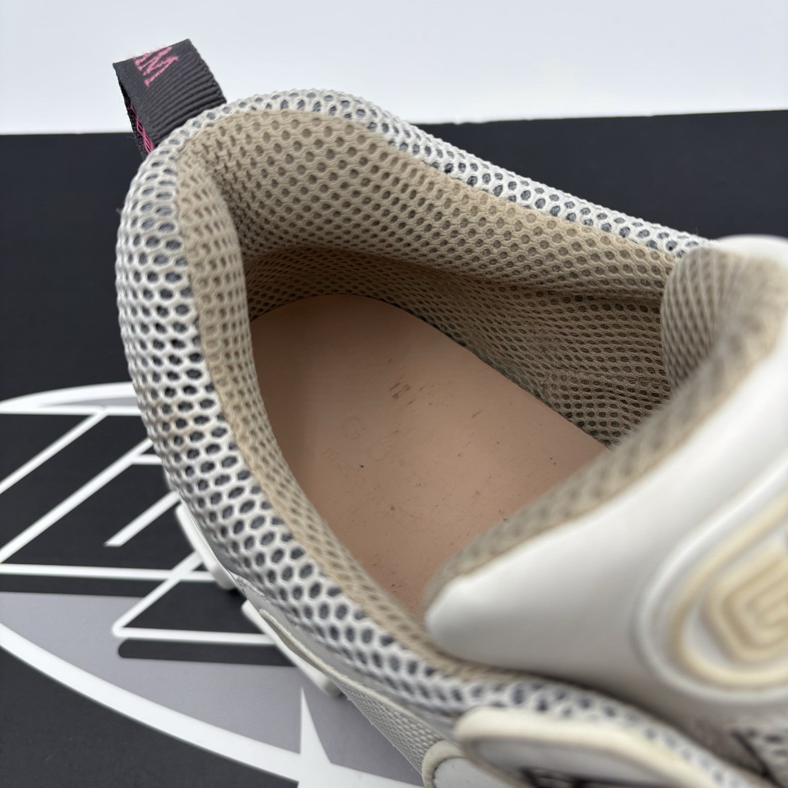 Size 12G (12.5 US) - Gucci Flashtrek SEGA ' White, Beige ' | GREAT CONDITION!