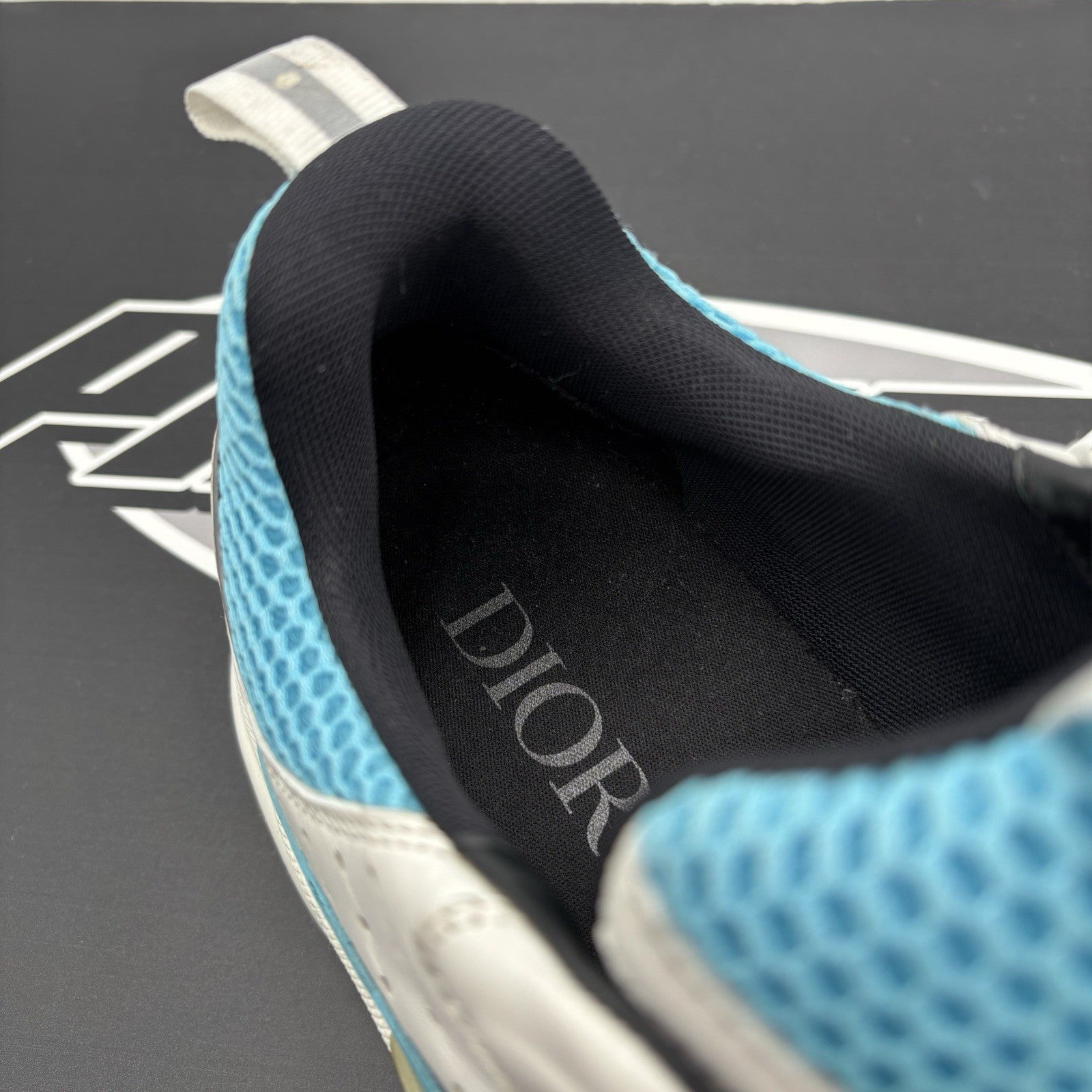 Size 46 EU (13 US) - Dior B22 ‘ White, Teal’ | GREAT CONDITION!