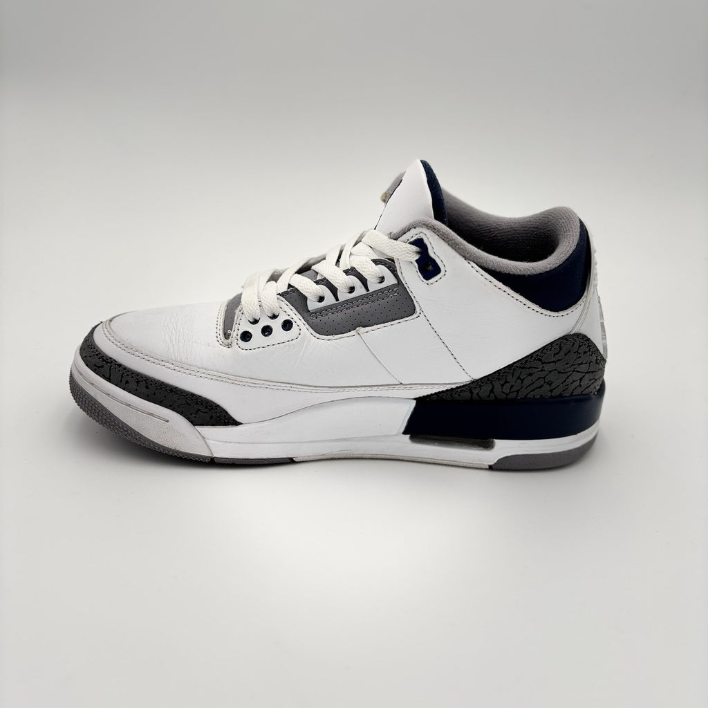 Size 8.5 - Air Jordan 3 Retro Midnight Navy | GREAT CONDITION!