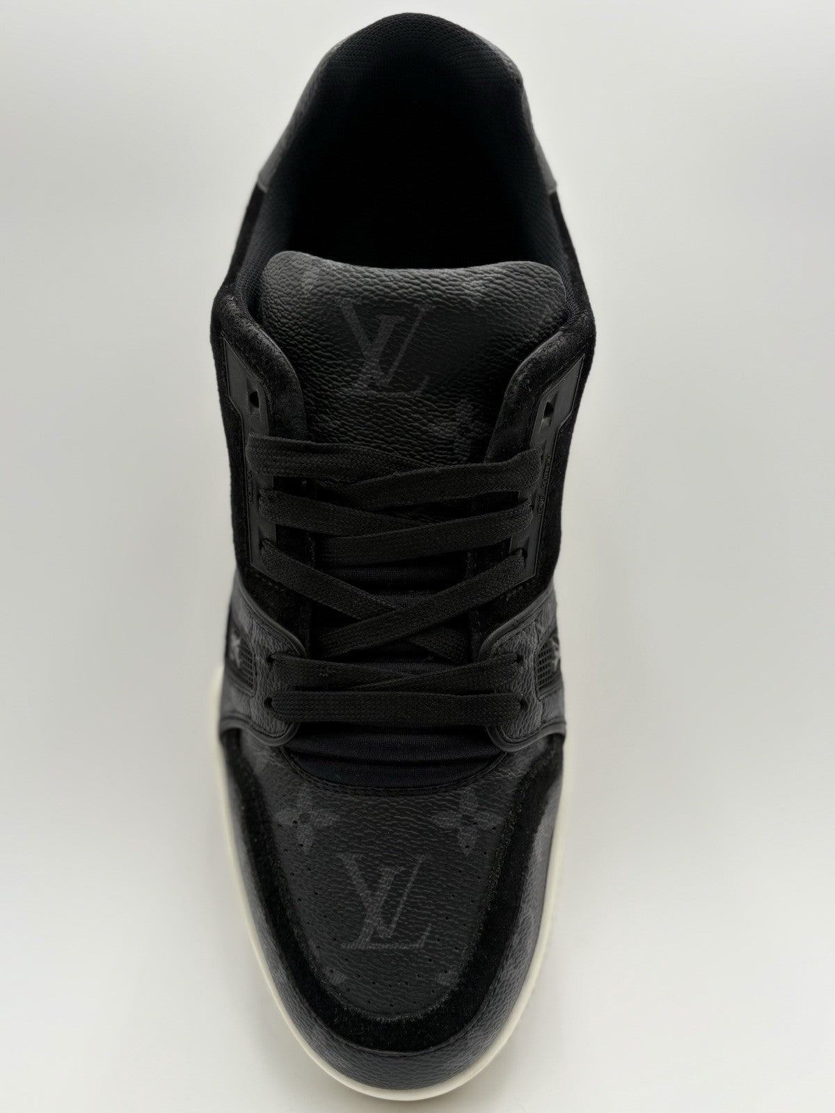 Size 7.5 LV (8.5-9 US) - Louis Vuitton Trainer ' Black Monogram ' | GREAT COND!