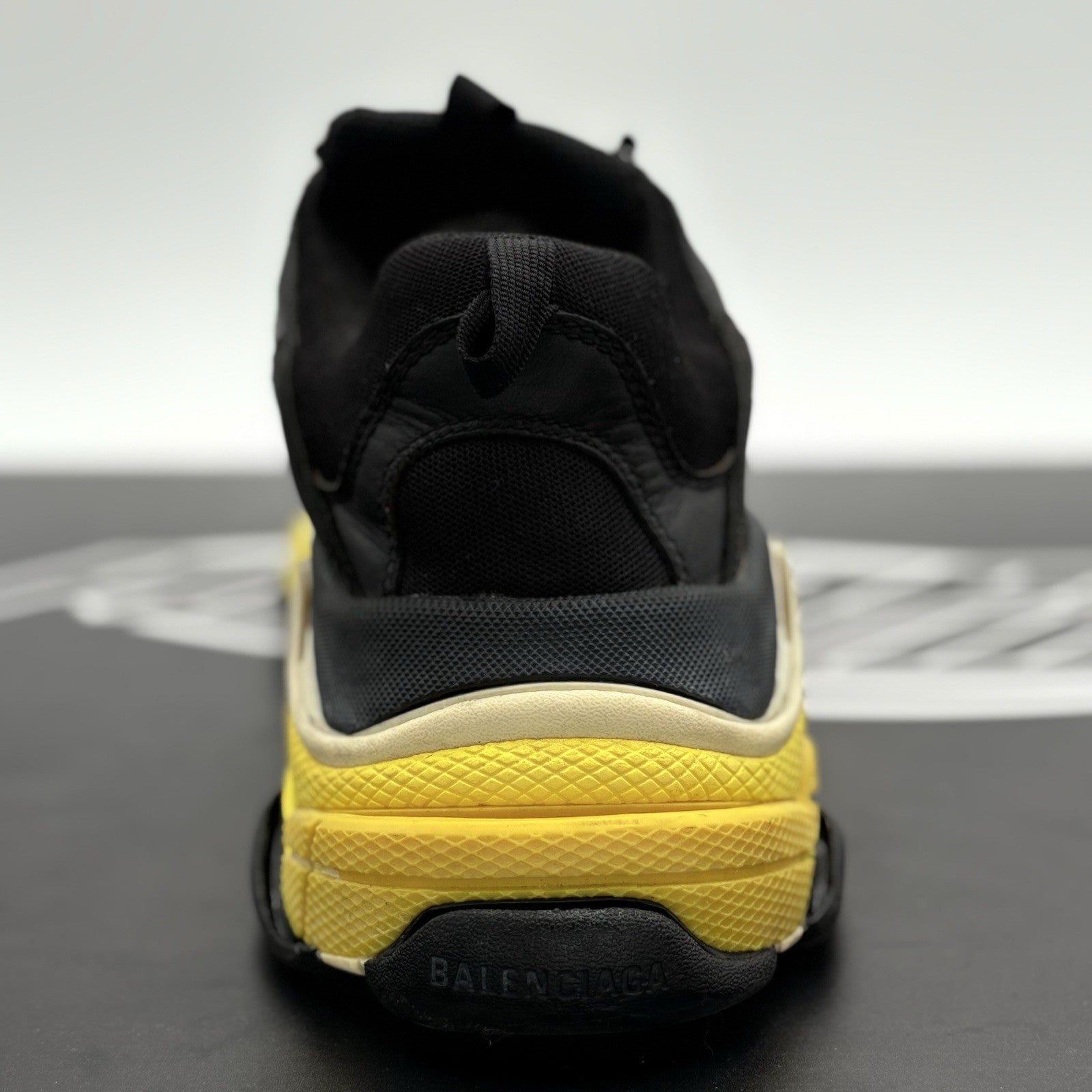 Size 43 (10 US) - Balenciaga Triple S ' Black Yellow ' | GREAT CONDITION!