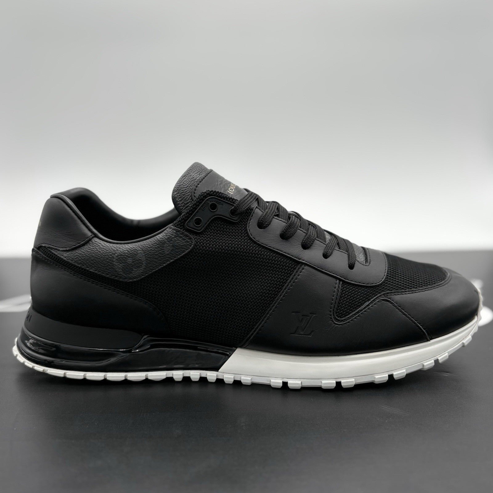 Size 9.5 LV (10.5-11 US) Louis Vuitton Run Away Sneaker ' Black White ' | GOOD!