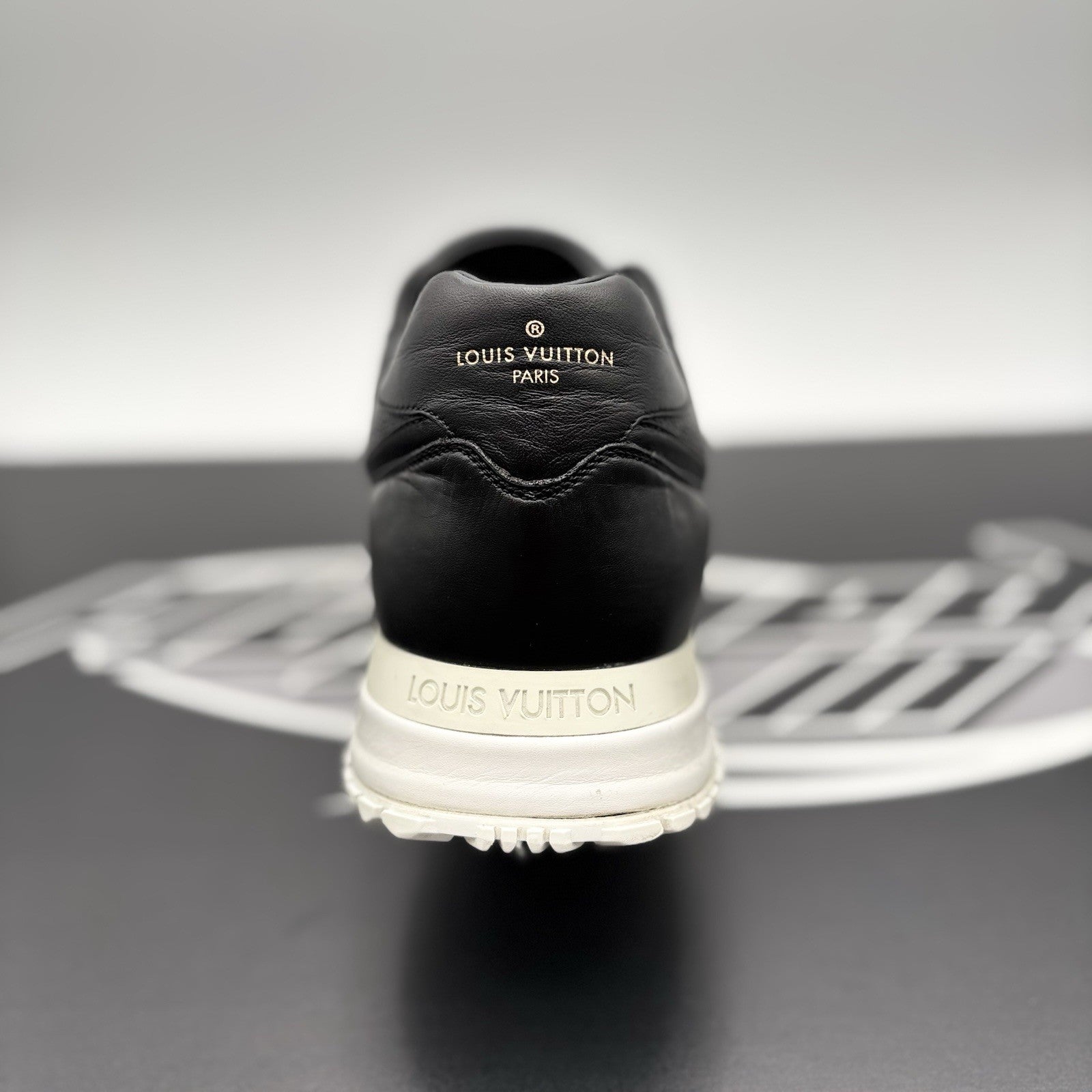 Size 9.5 LV (10.5-11 US) Louis Vuitton Runaway ' Black White ' | GREAT COND!