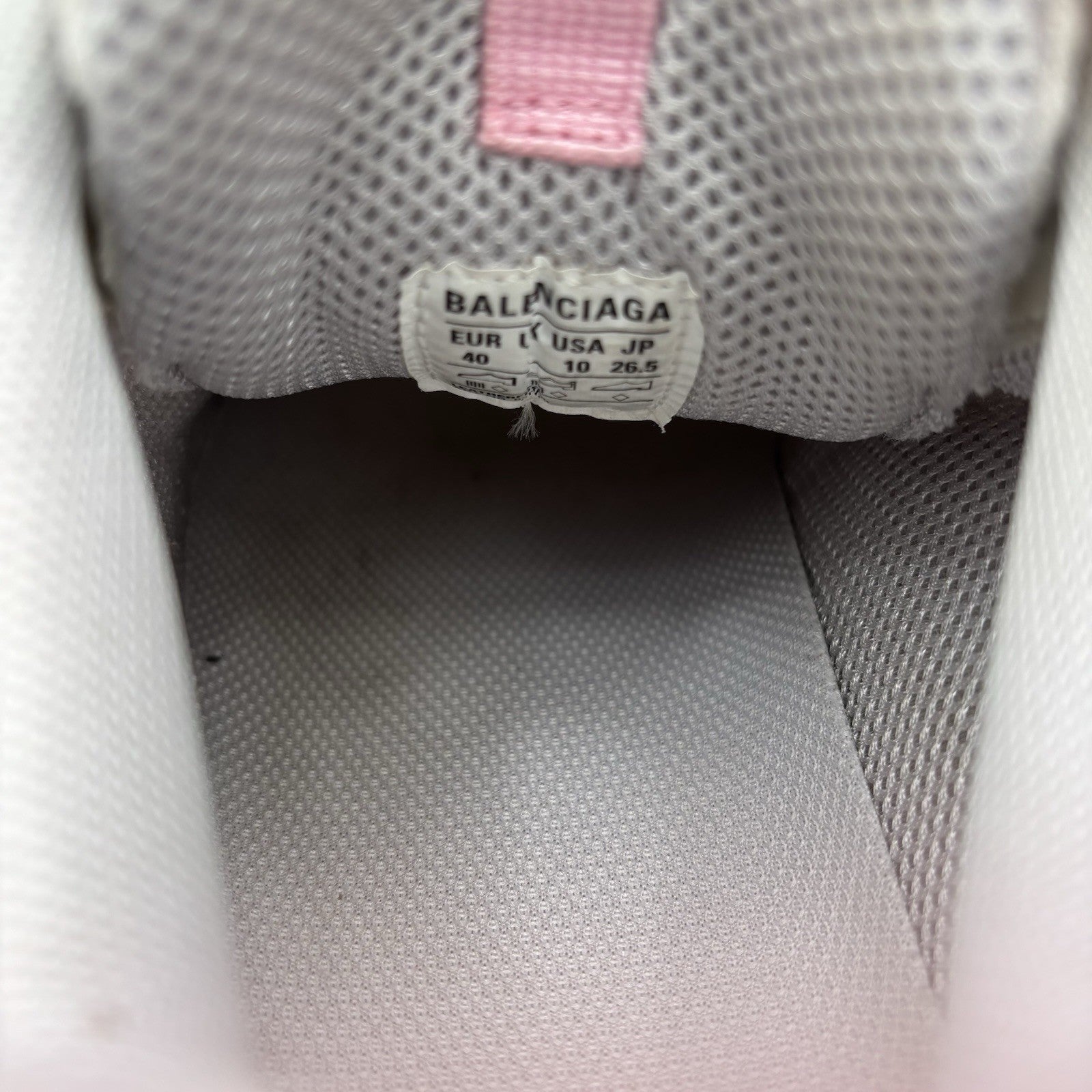 Size 40 (7 US) - Balenciaga Triple S Sneaker ' White, Pink ' | GREAT COND