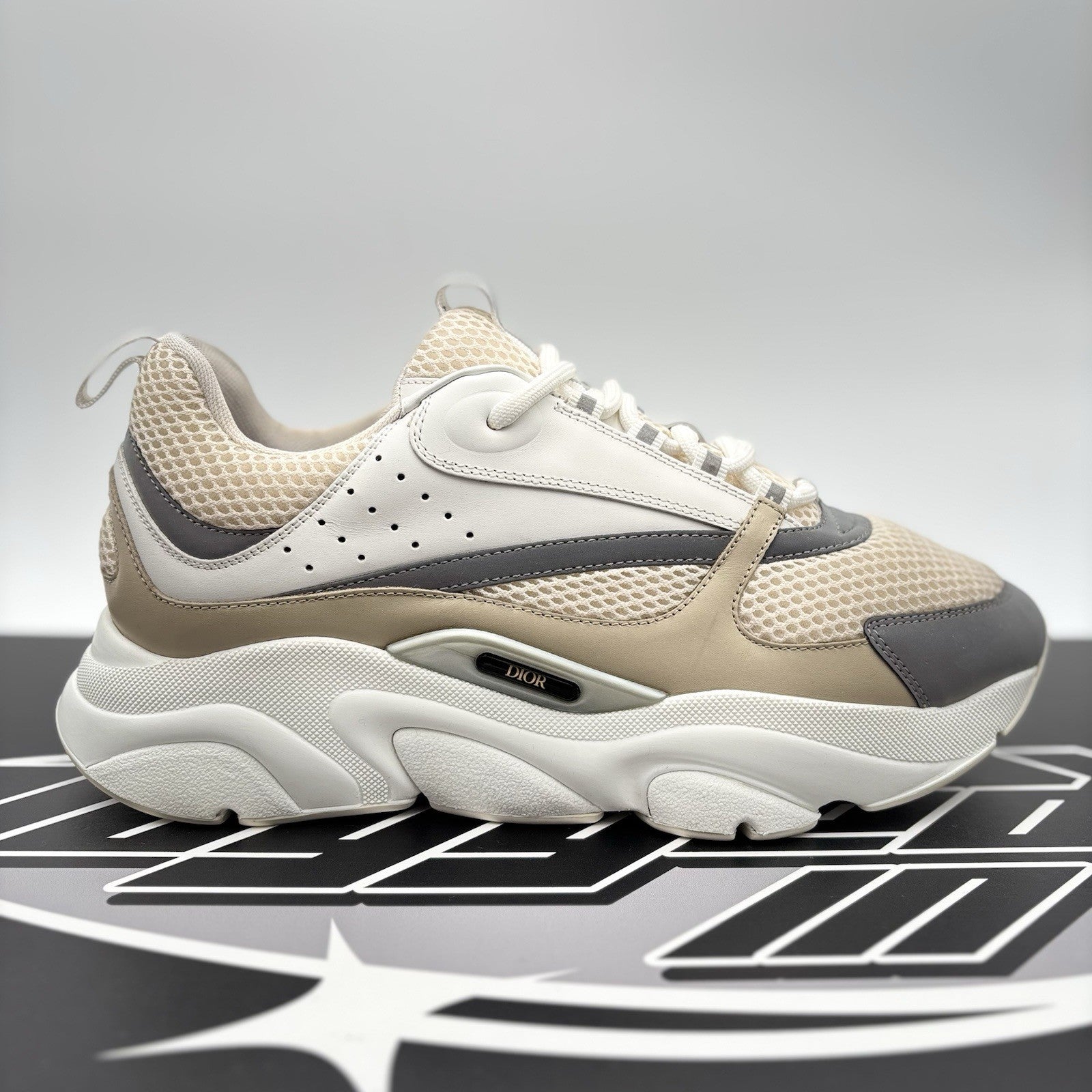 Size 44 (11 US) - Dior B22 Sneaker ' White, Beige ' | GREAT CONDITION!