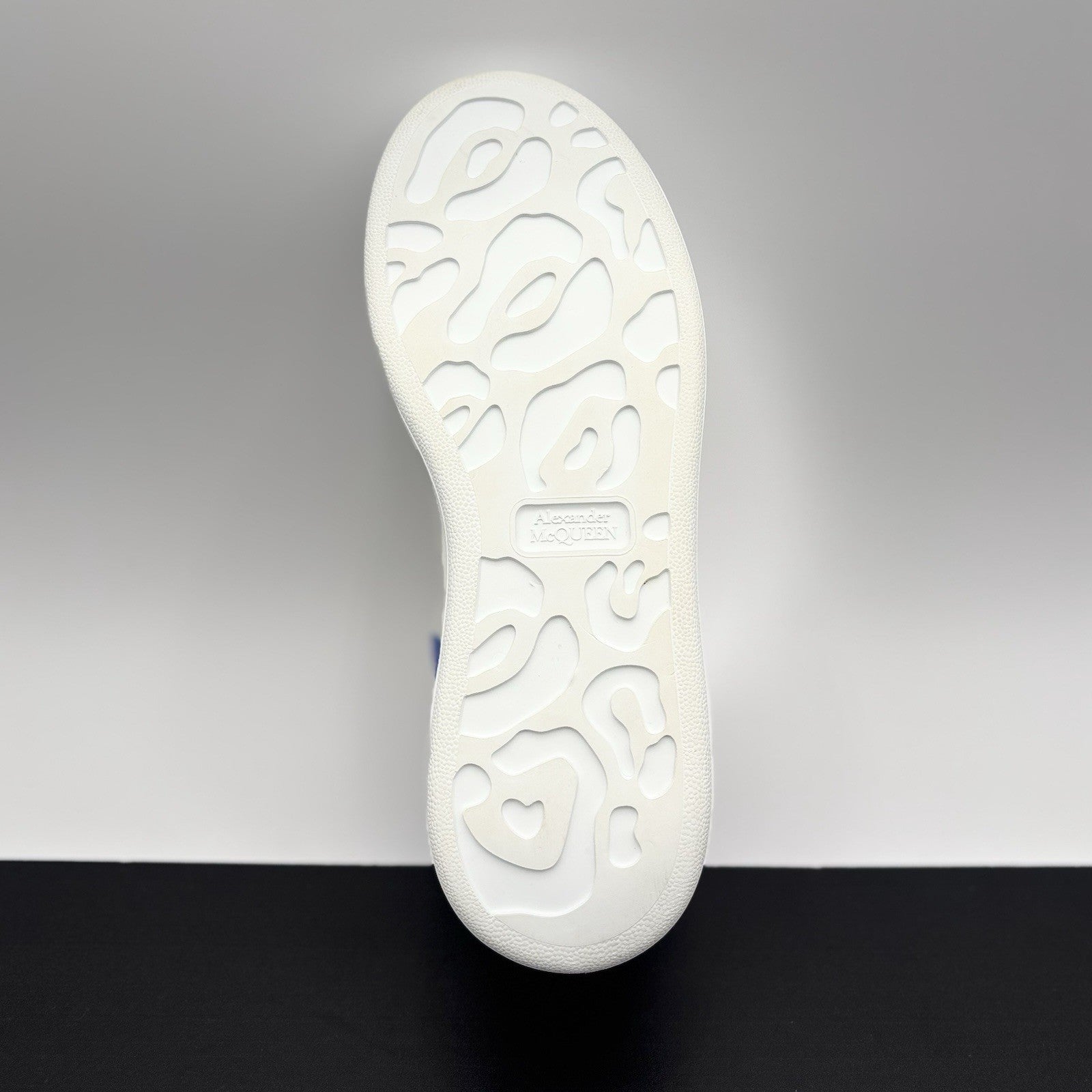 Size 38 - Alexander McQueen Oversized ' White Ultramarine' | GREAT CONDITION!