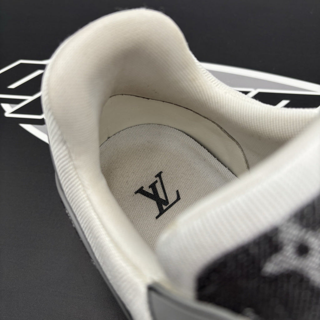 Size 11 LV (12- 12.5 US) Louis Vuitton Trainer ' Grey Denim ' | EXCELLENT!