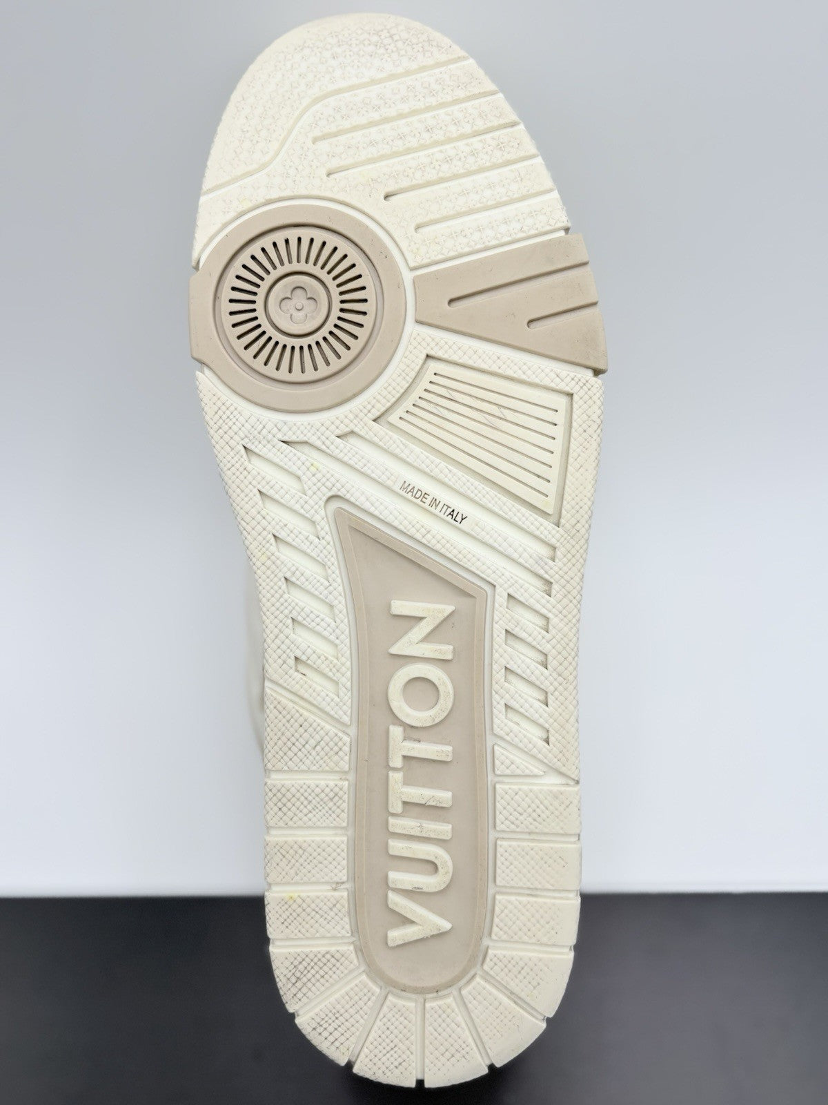 Size 7 LV (8-8.5 US) - Louis Vuitton Skate ' Beige White ' | GREAT COND!