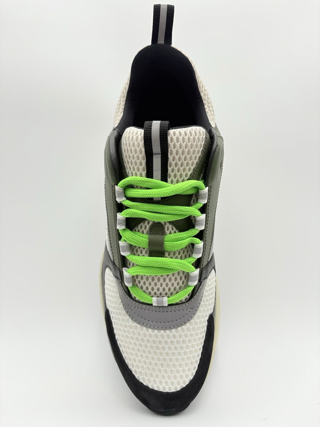 Size 44 (11 US) - Dior B22 Sneaker ' Khaki Pistachio ' | EXCELLENT CONDITION!