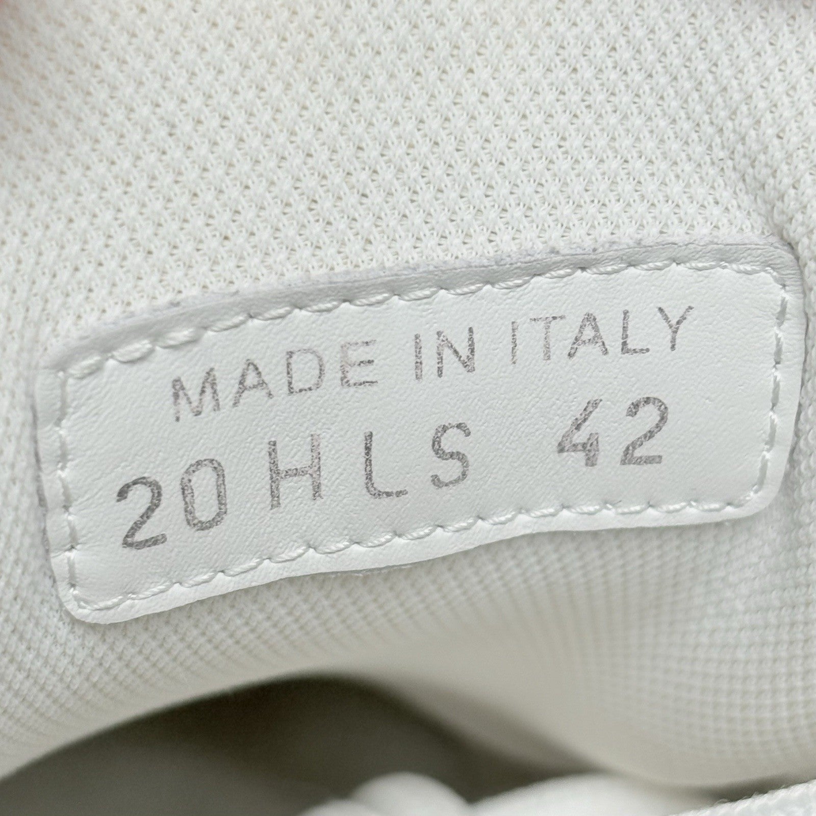 Size 42 (9 US) - Dior B22 Sneaker ' White Reflective ' | GREAT CONDITION!