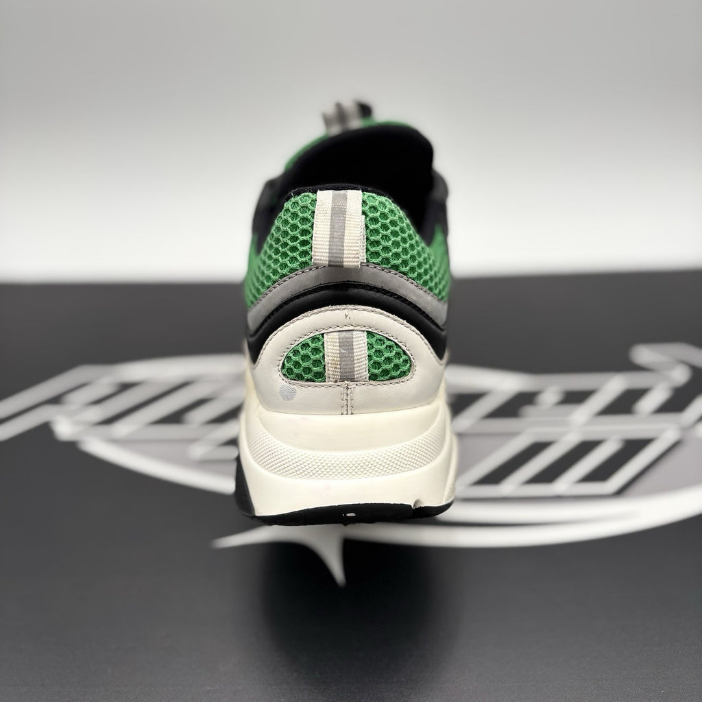 Size 42 (9 US) - Dior B22 Sneaker ' Green White Black ' | GOOD CONDITION!