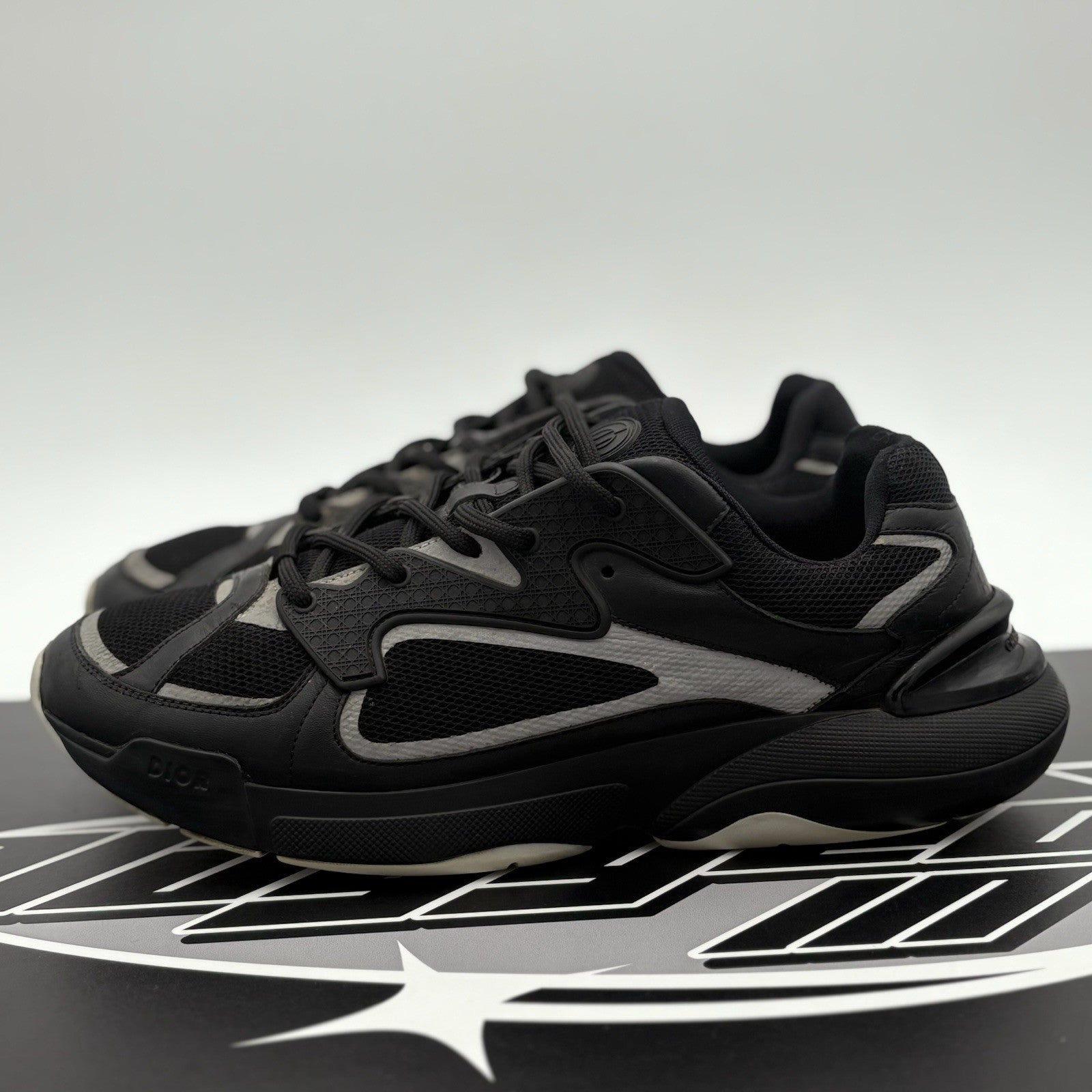 Size 43 (10 US) - Dior B24 Runtek ' Black '