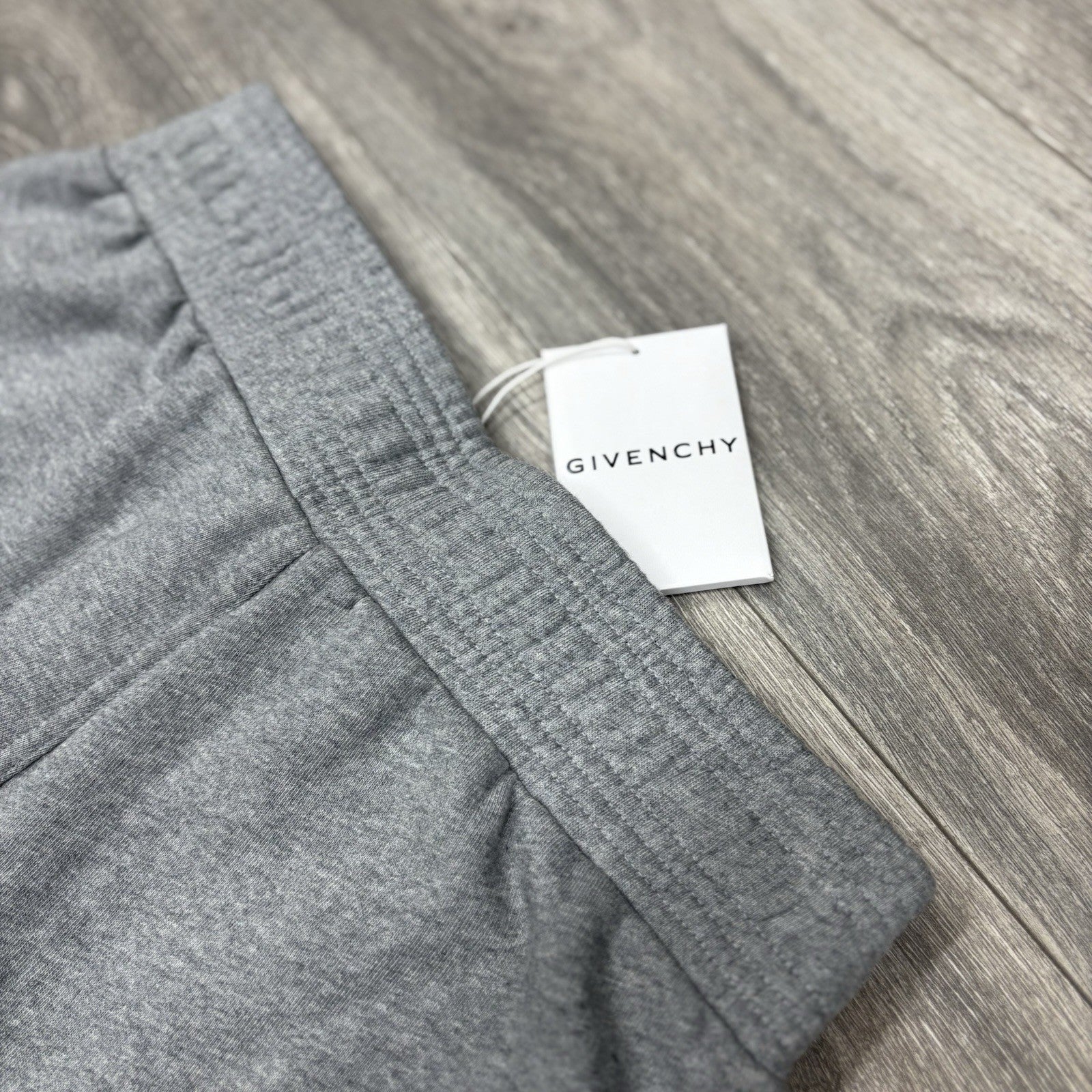Size Medium - Givenchy Latex Band Shorts ' Light Grey Melange ' | NEW!