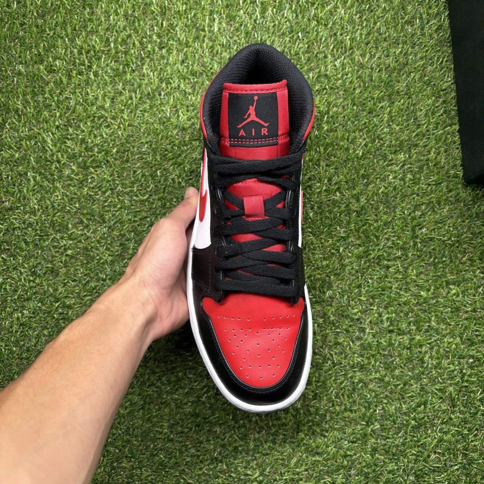 Size 8 - Jordan 1 Mid Bred Toe | SUPER CLEAN!