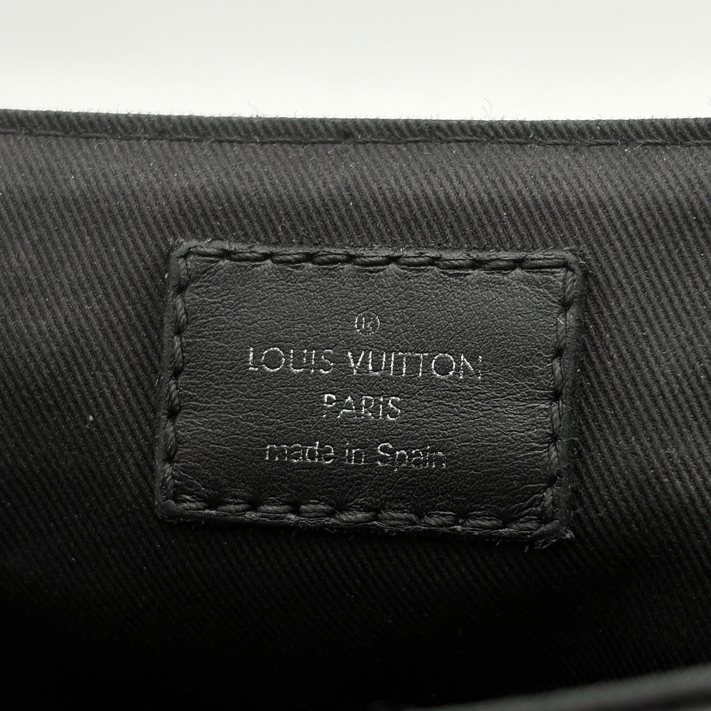 Louis Vuitton District PM Monogram Eclipse Messenger Bag ' Black '