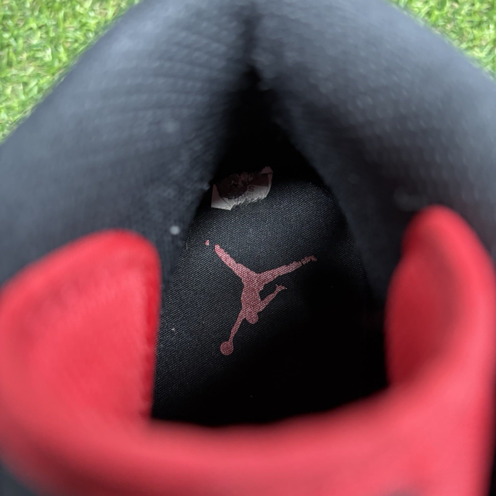 Size 8 - Jordan 1 Mid Bred Toe | SUPER CLEAN!