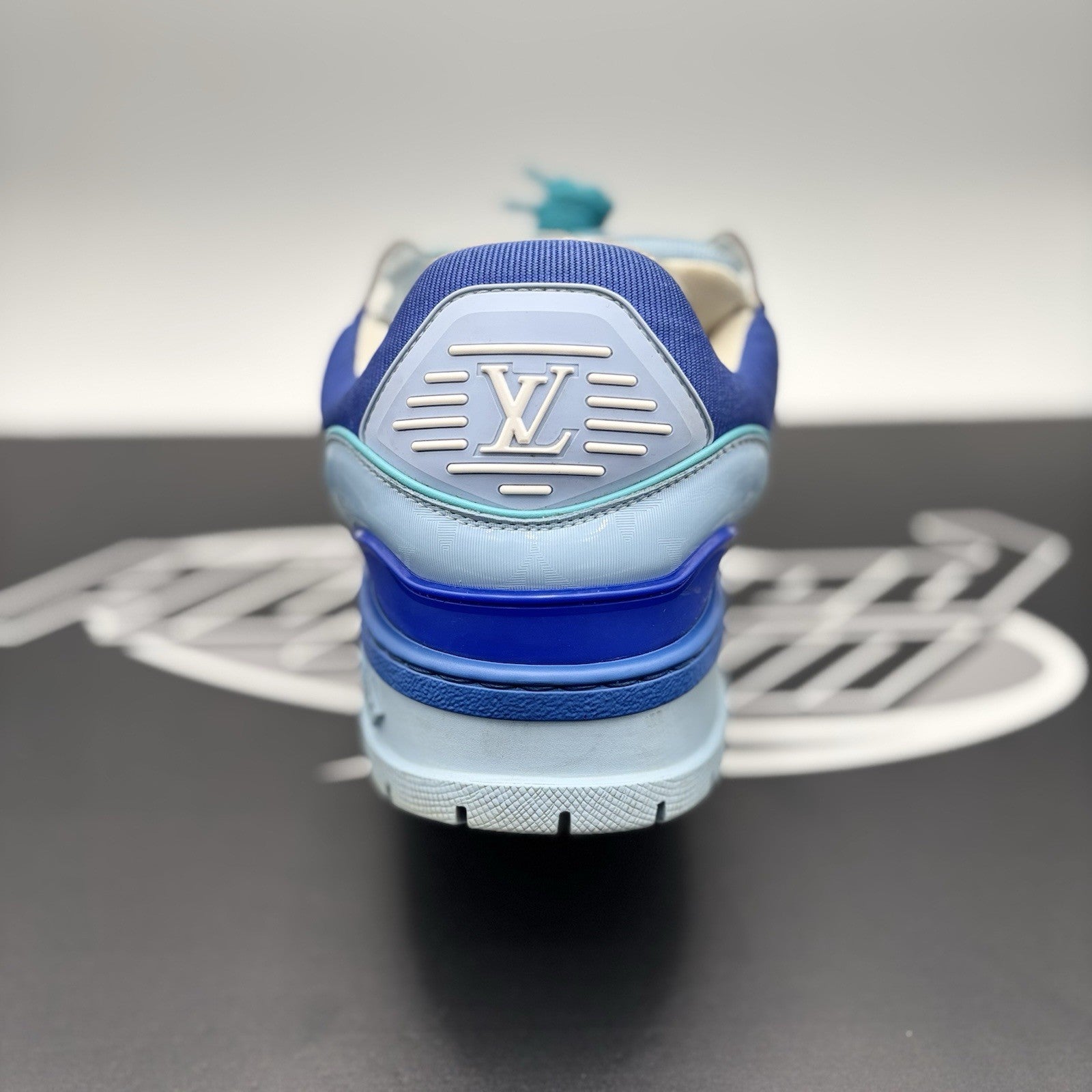 Size 9 LV (10-10.5 US) - Louis Vuitton Maxi ' Blue, Teal ' | GREAT CONDITION!
