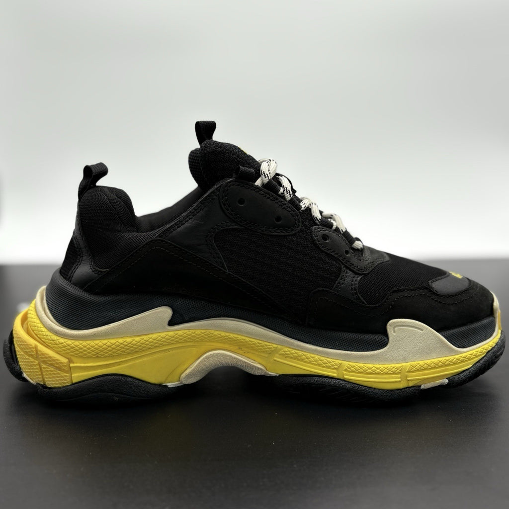 Size 43 (10 US) - Balenciaga Triple S ' Black Yellow ' | GREAT CONDITION!