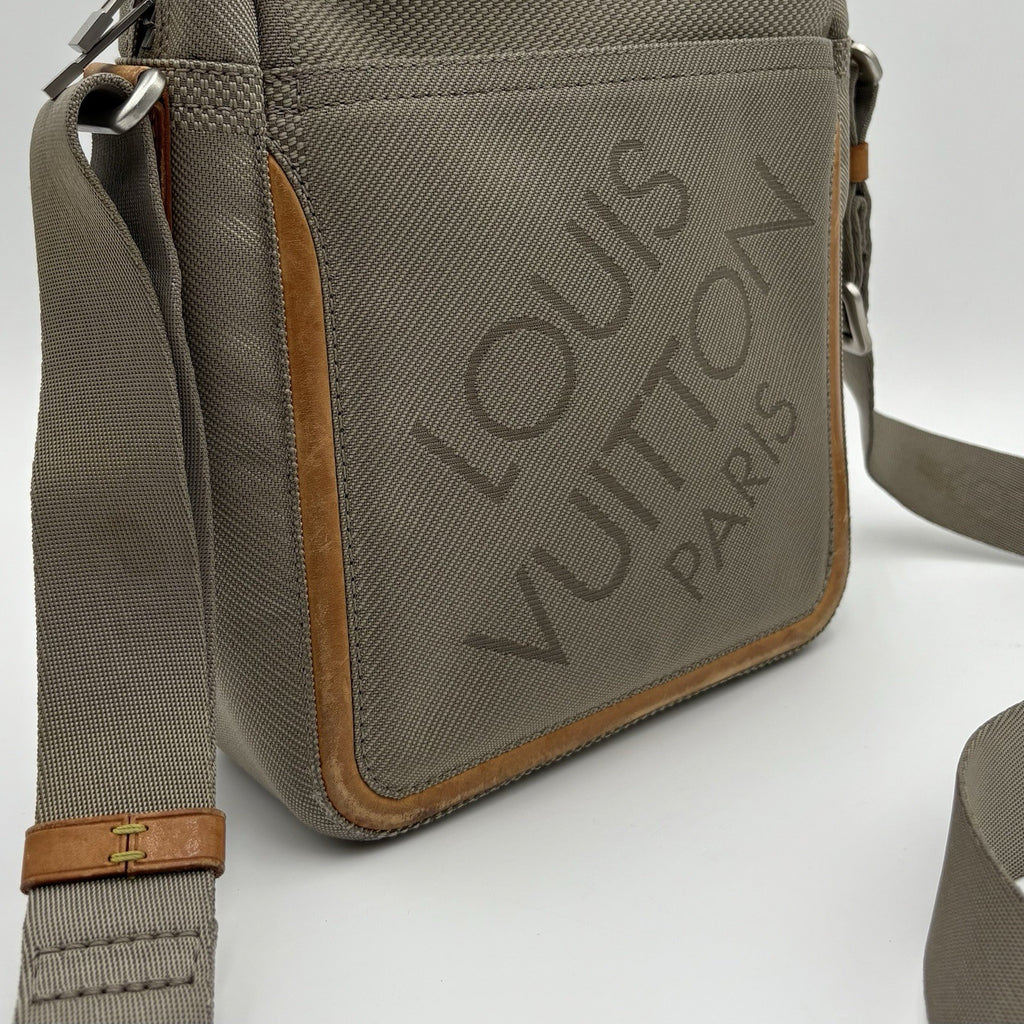 Louis Vuitton Canvas Damier Geant Citidan Shoulder Bag | GOOD CONDITION!