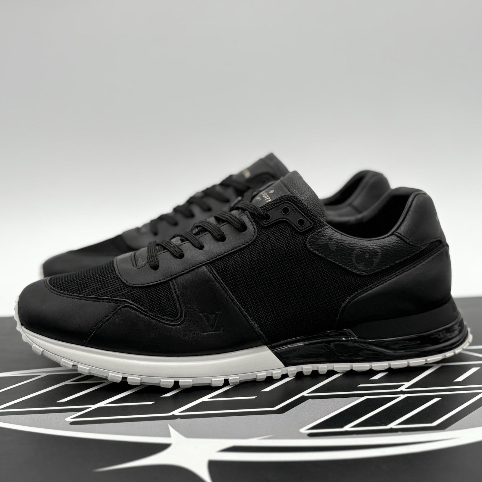 Size 9.5 LV (10.5-11 US) Louis Vuitton Run Away Sneaker ' Black White ' | GOOD!