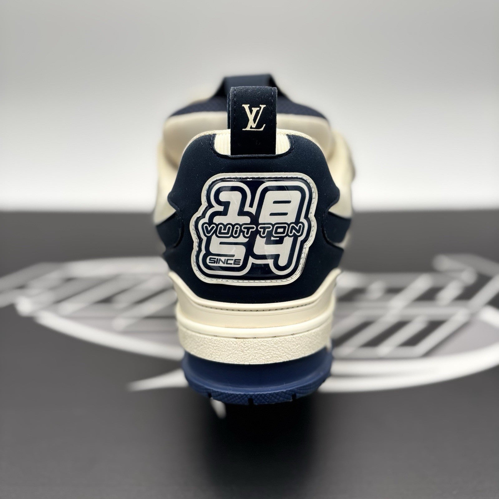 Size 8 LV (9-9.5 US) - Louis Vuitton Skate ' Marine ' | GREAT CONDITION!
