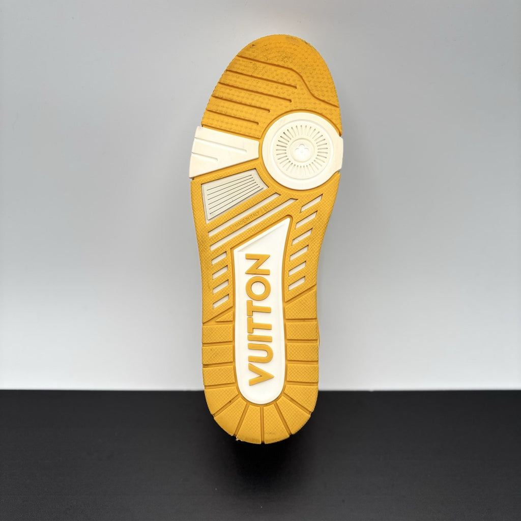 Size 40 LV (7-7.5 US) - Louis Vuitton Trainer ' White Yellow ' | GOOD CONDITION!